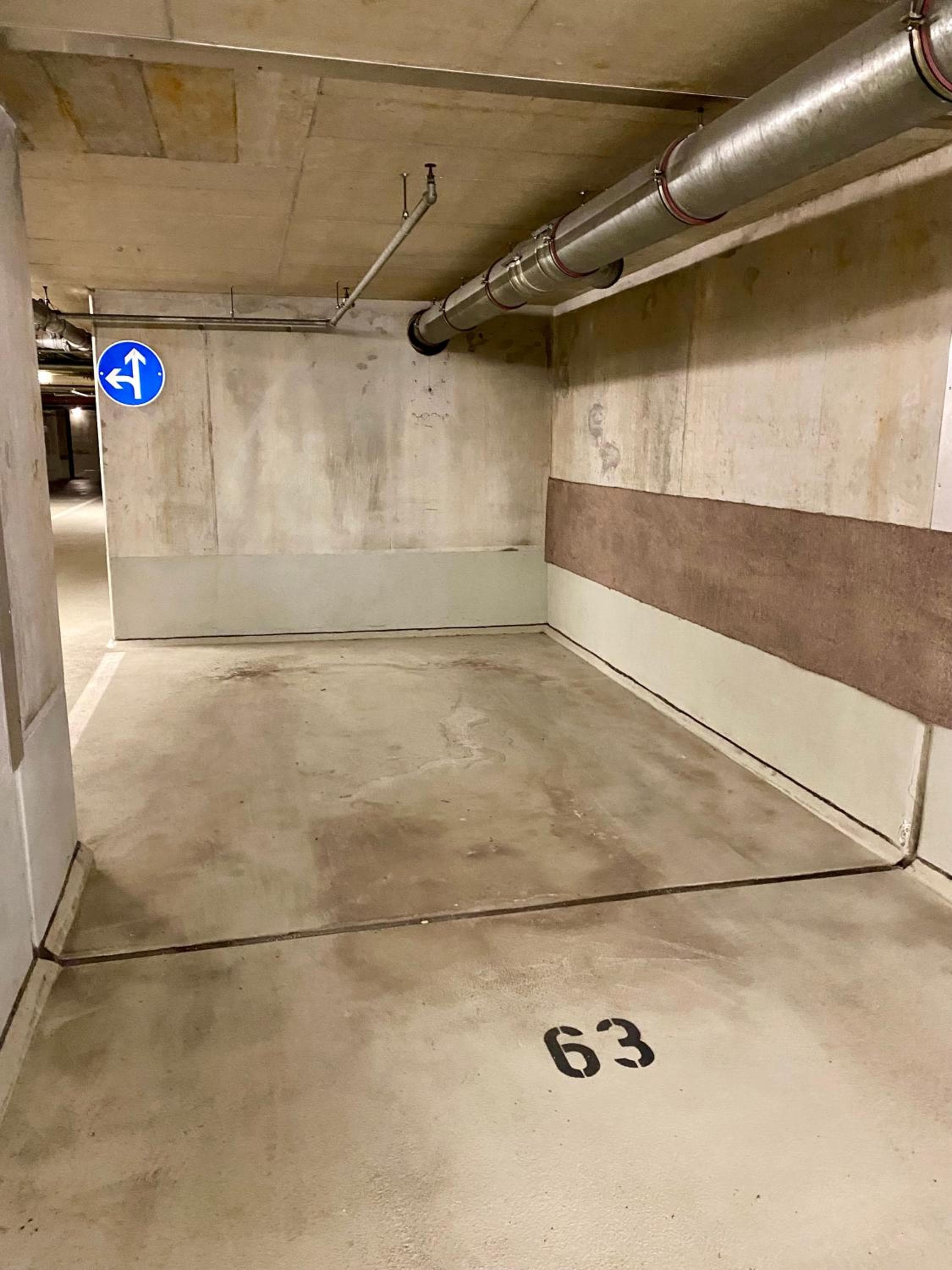 Luxury Penthouse for 8 - Center - Parking - Therme 8 min - Airport 15 min