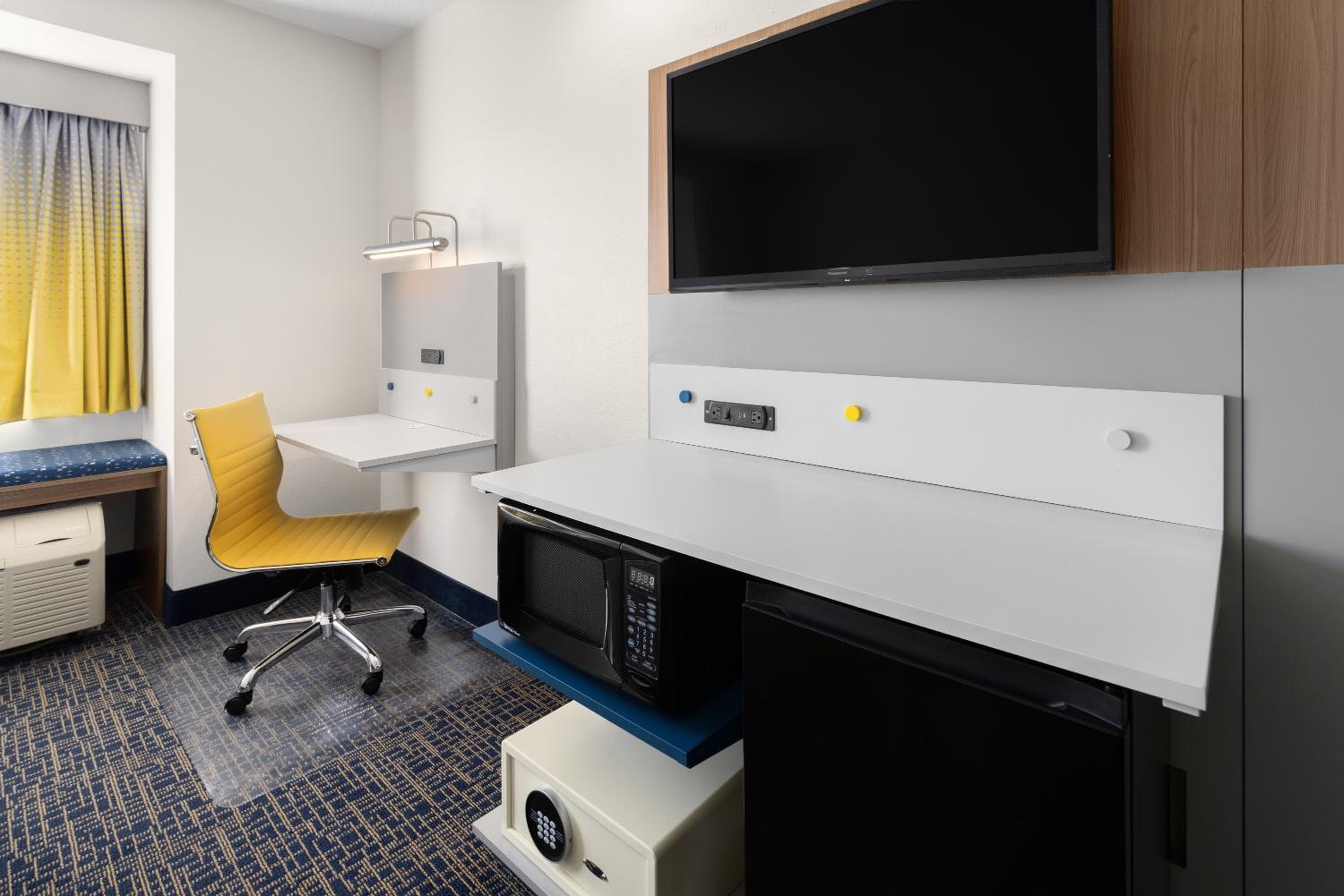 Microtel Inn and Suites Dover