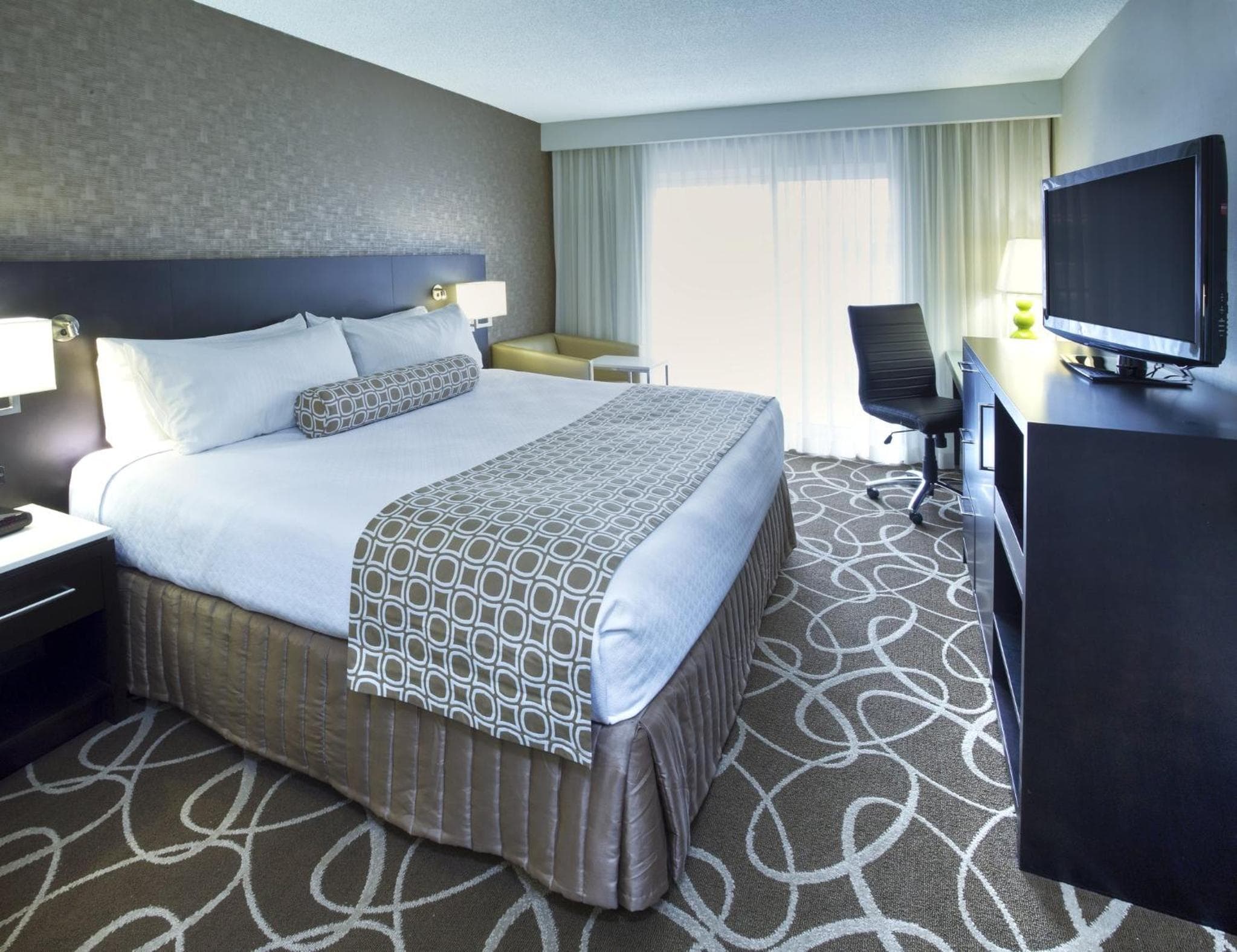 Crowne Plaza Kitchener-Waterloo by IHG