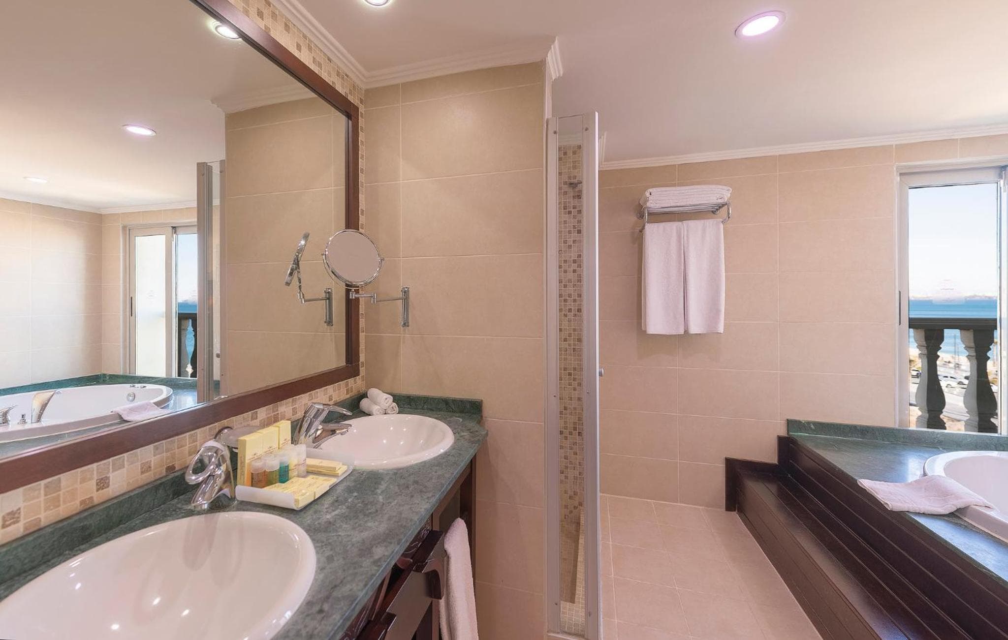 Crowne Plaza Antalya by IHG