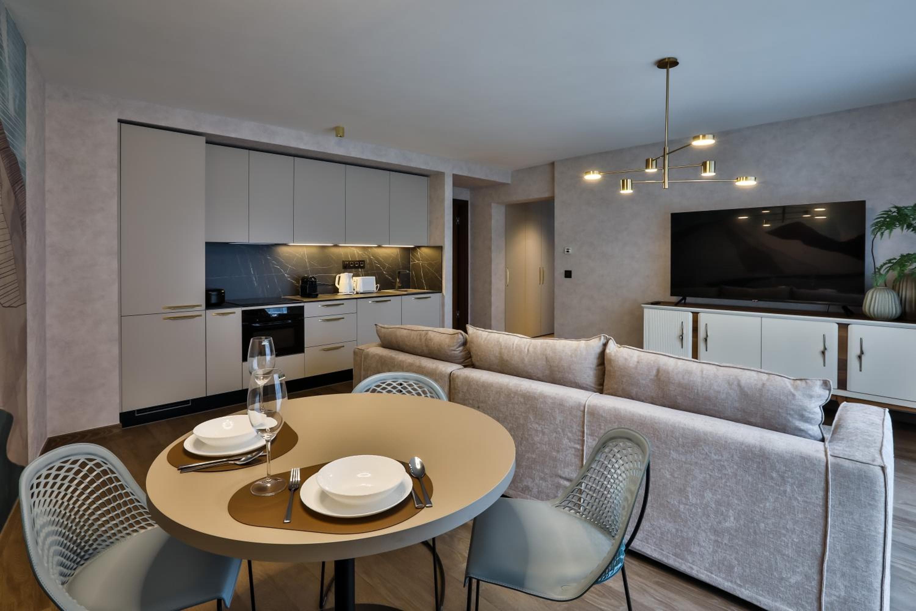Sun Hill Luxury Suites