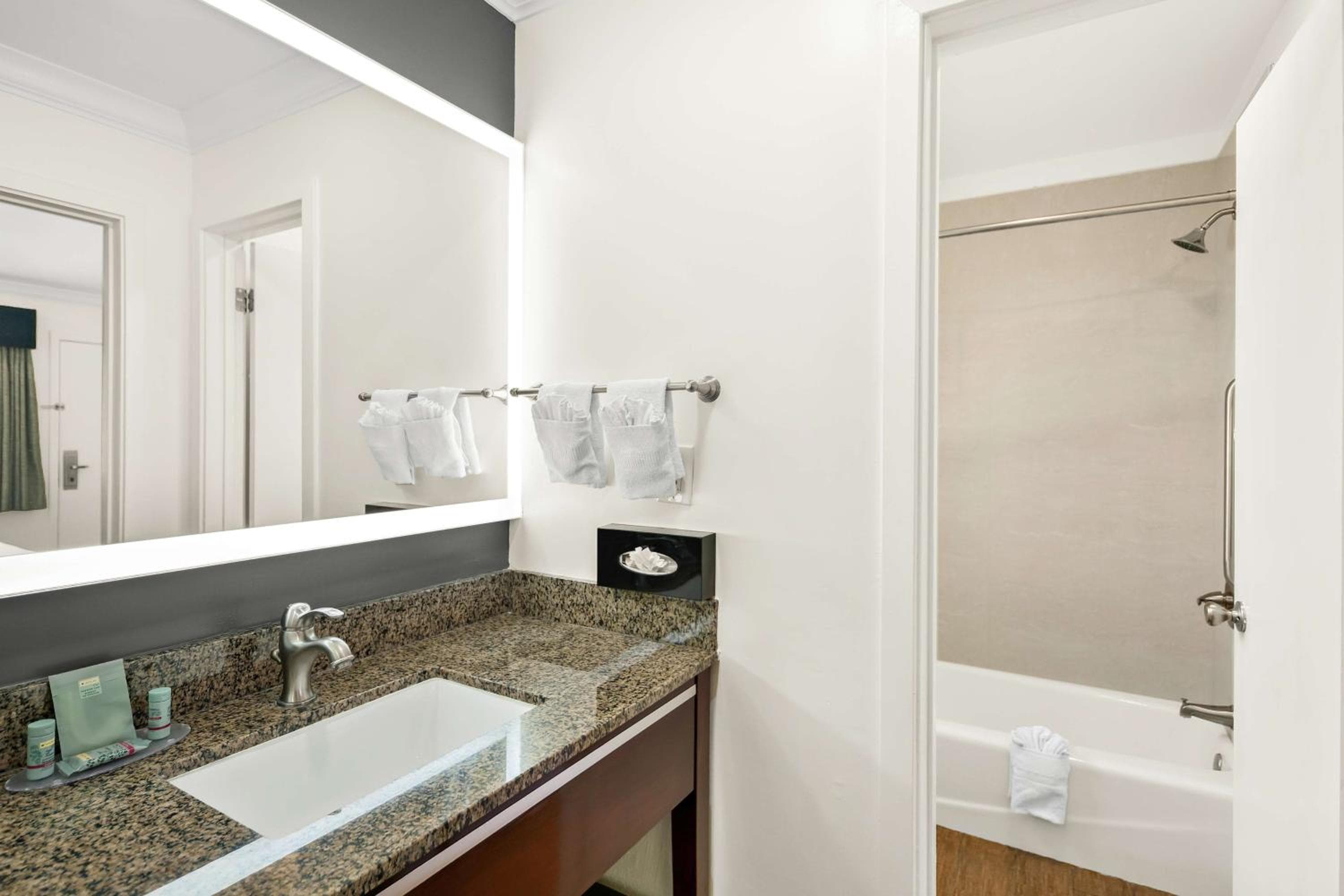 Best Western Park Crest Inn