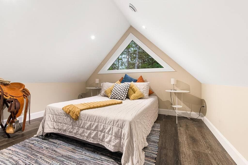 Forest Fawn Chalet 2 Bed with Hot Tub