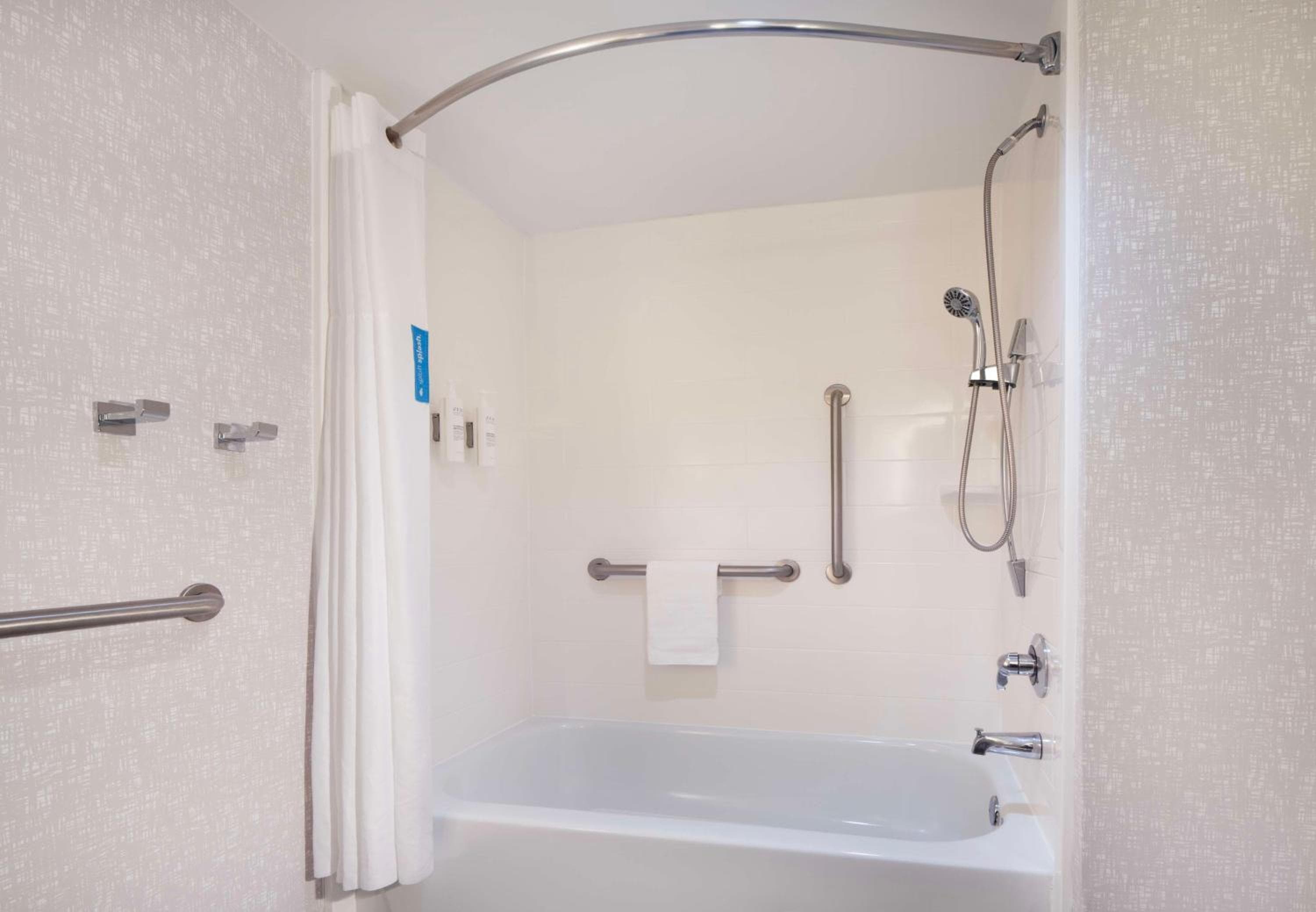 Hampton Inn & Suites-Atlanta Airport North-I-85