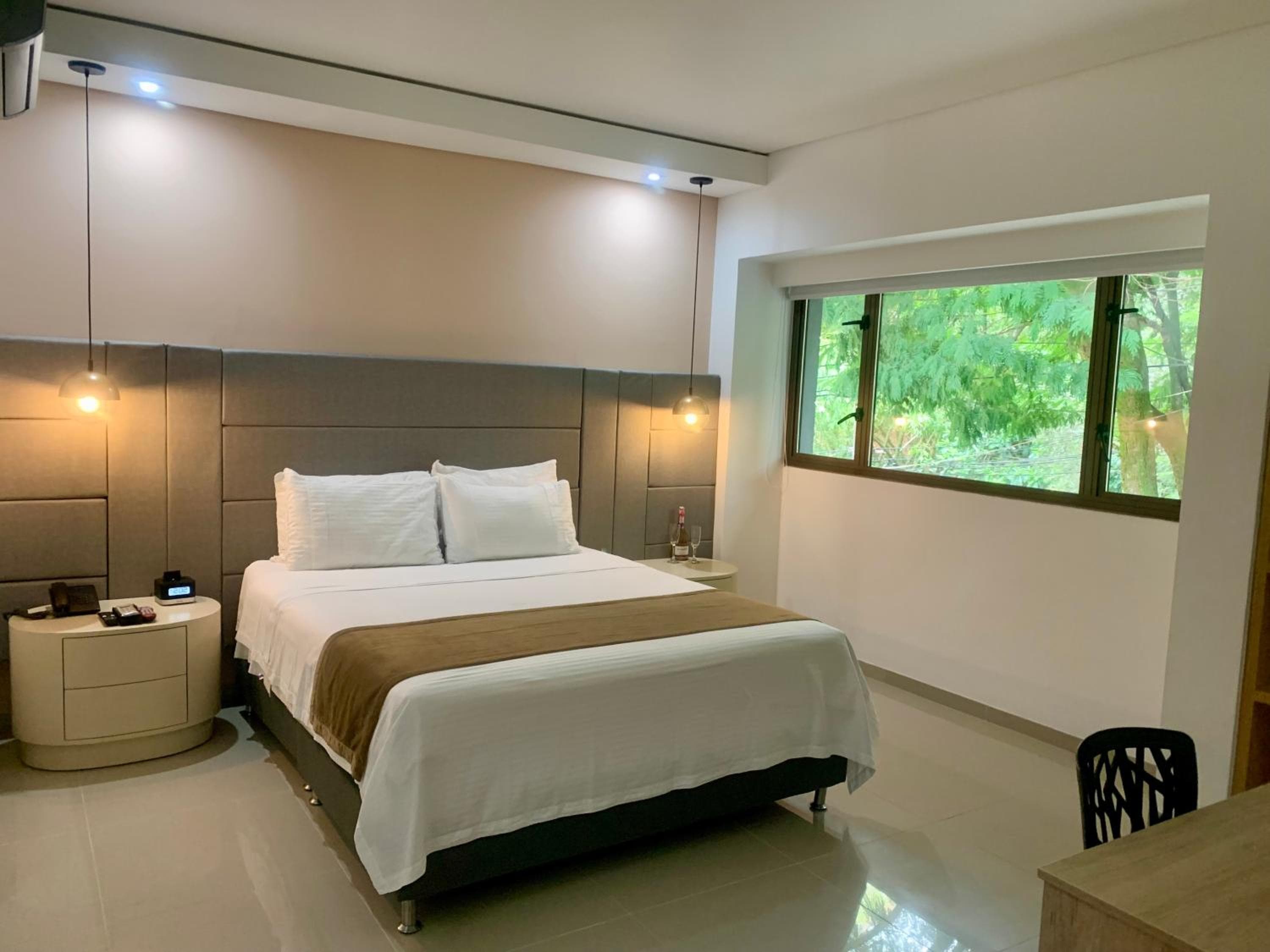 Hotel Zona A