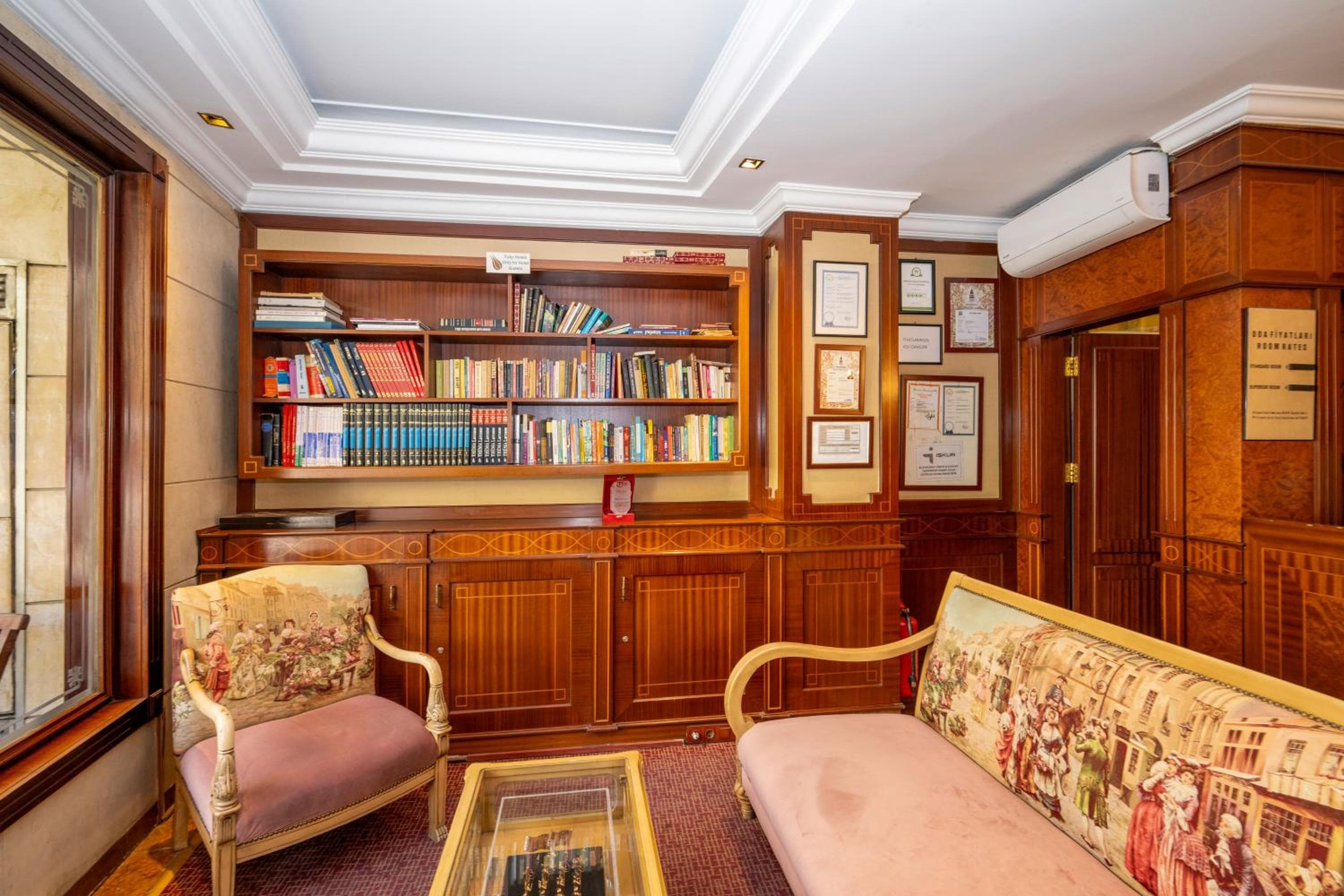 Pera Rose Hotel & SPA