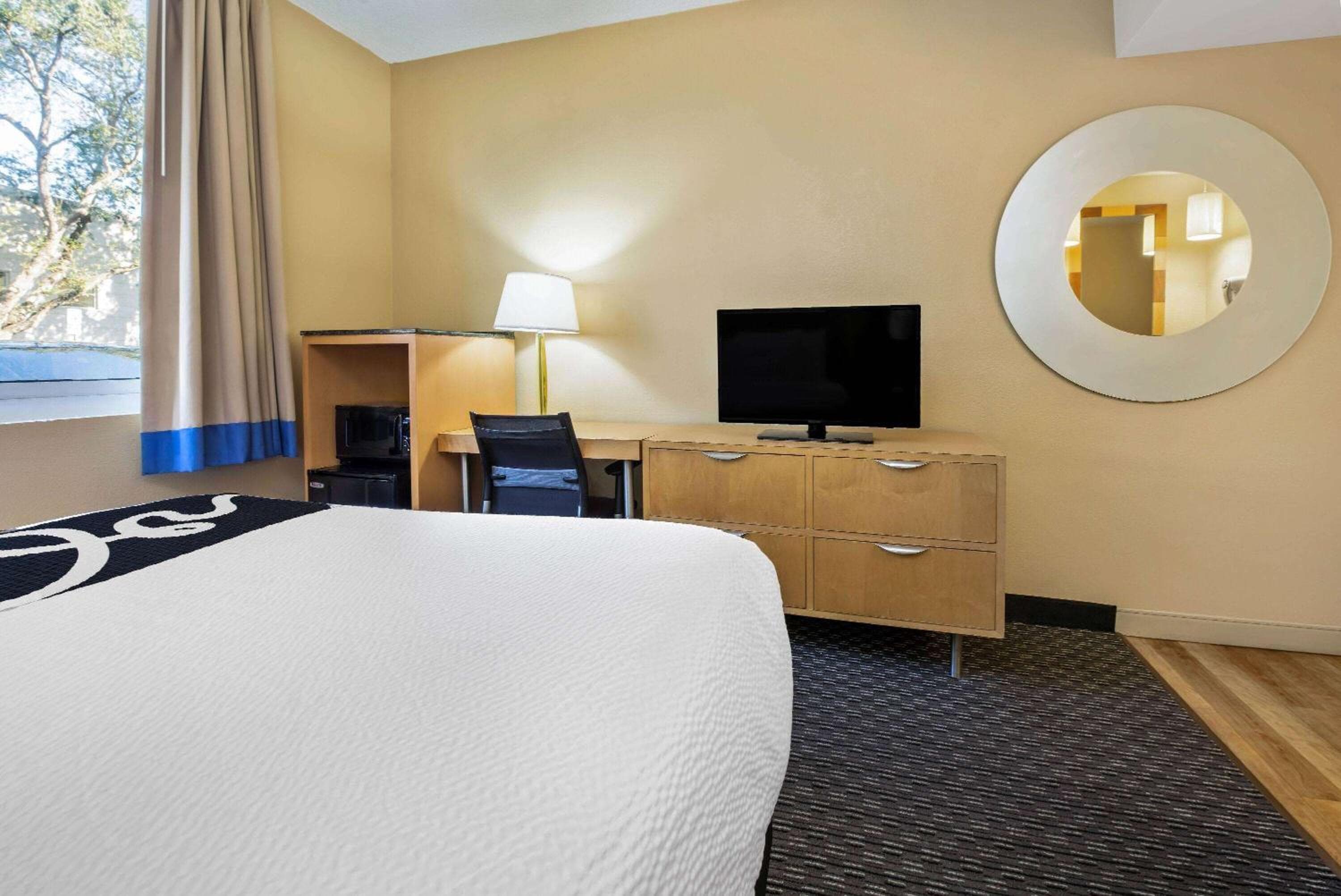 La Quinta by Wyndham West Palm Beach Airport