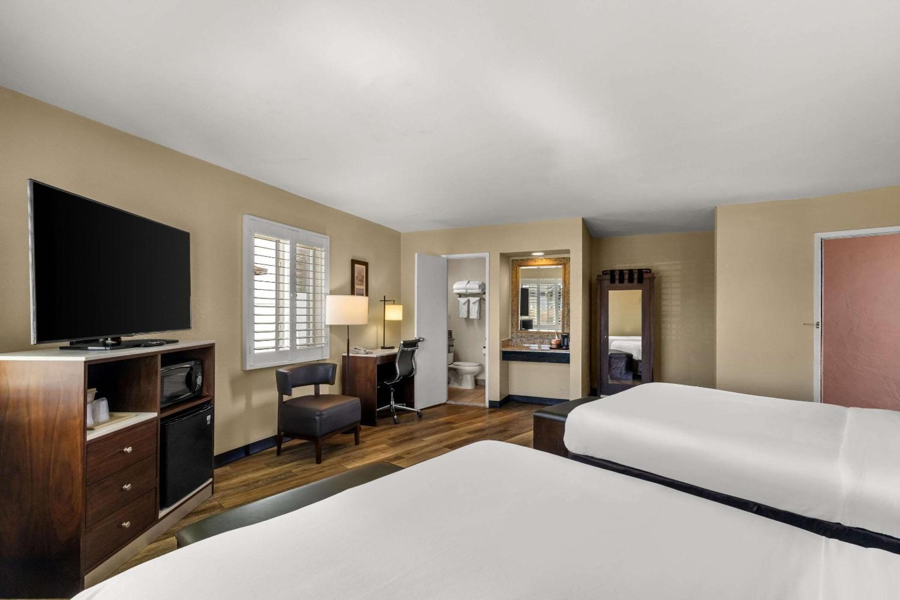 Comfort Inn San Diego Airport At The Harbor