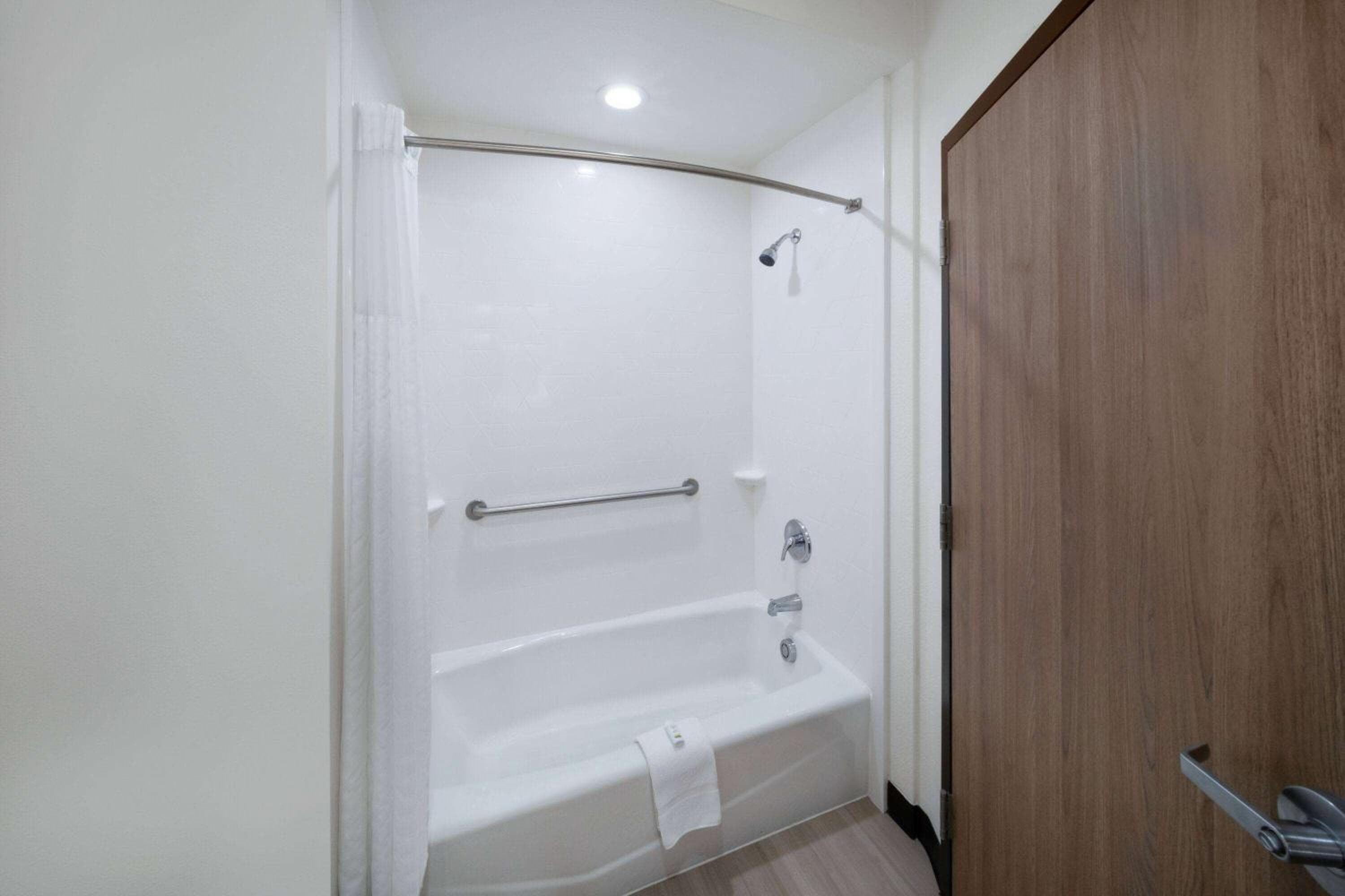 La Quinta Inn & Suites by Wyndham El Paso East Loop-375
