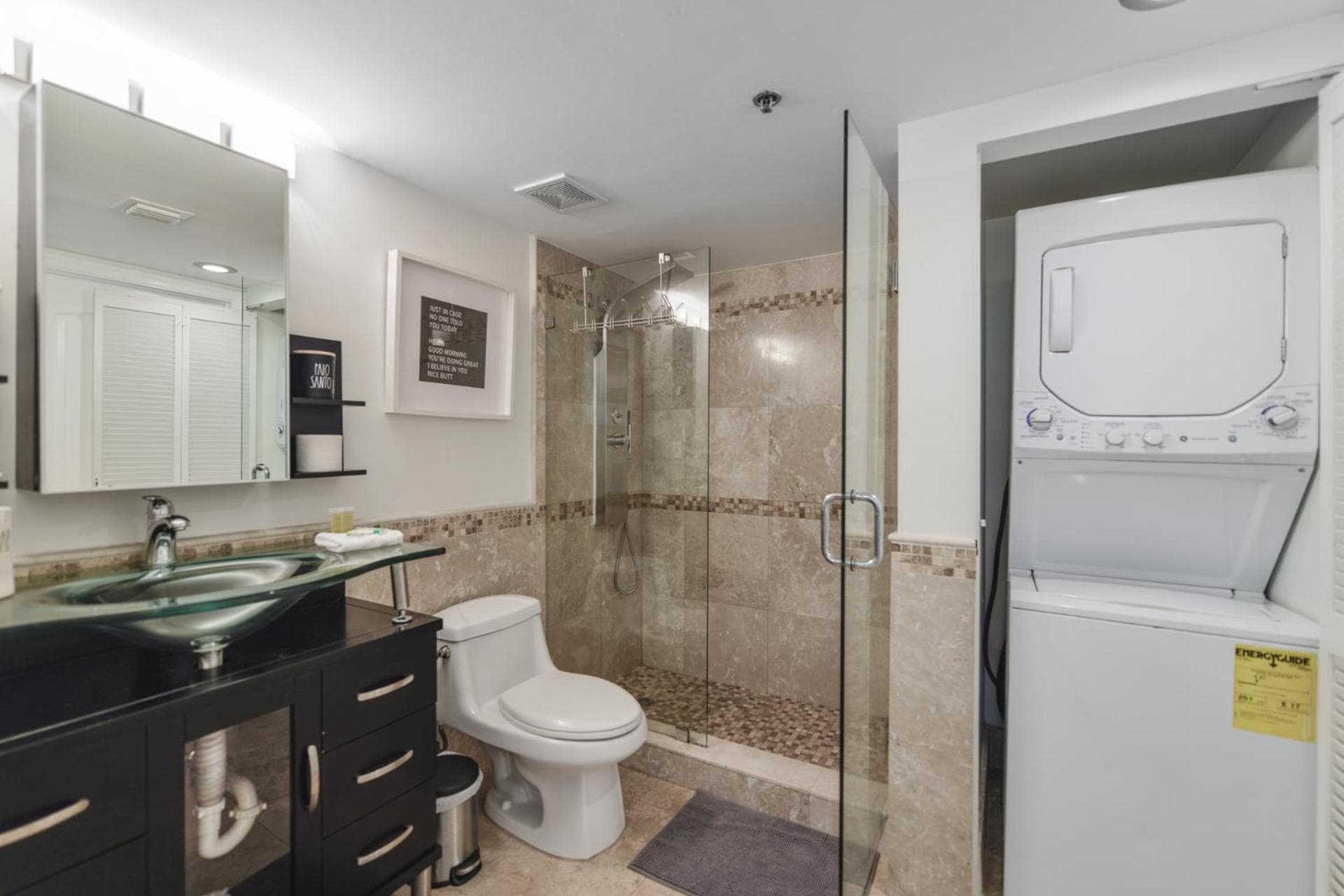 Brickell High Floor Beautiful View by Palermo Home Miami