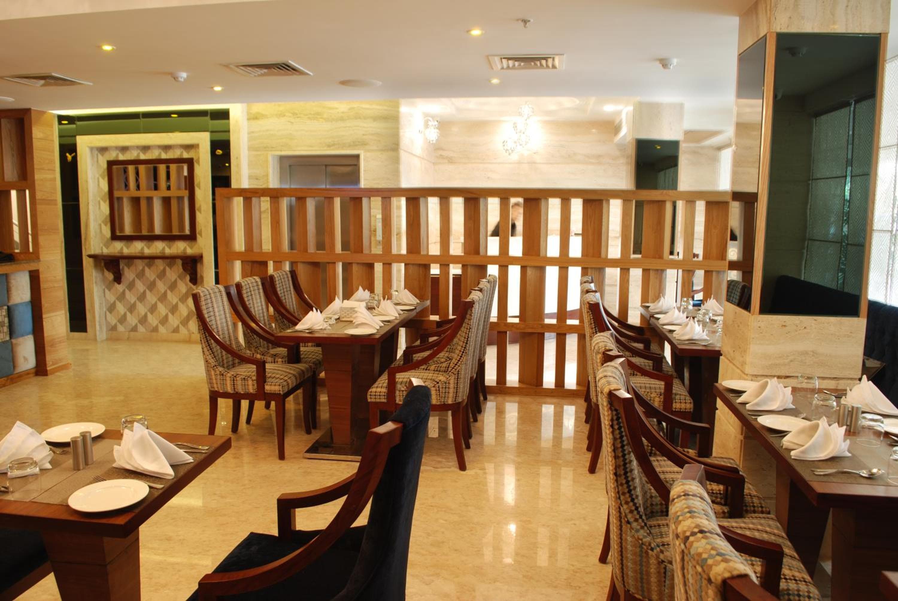 Glades Hotel