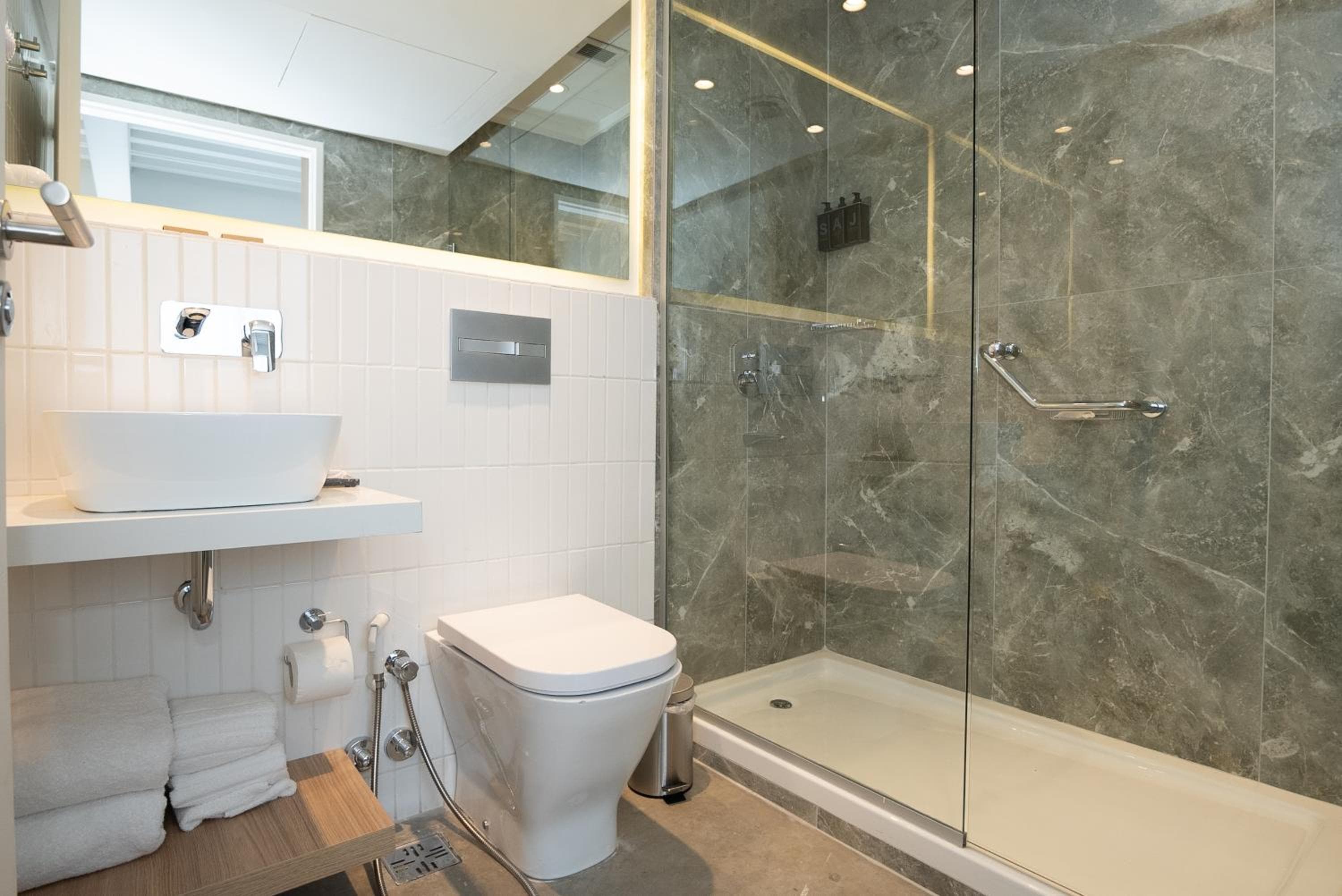 Vain Boutique Hotel