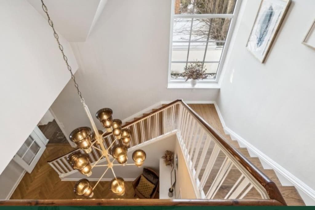 Huge property in Hellerup with a large garden - very close to Copenhagen