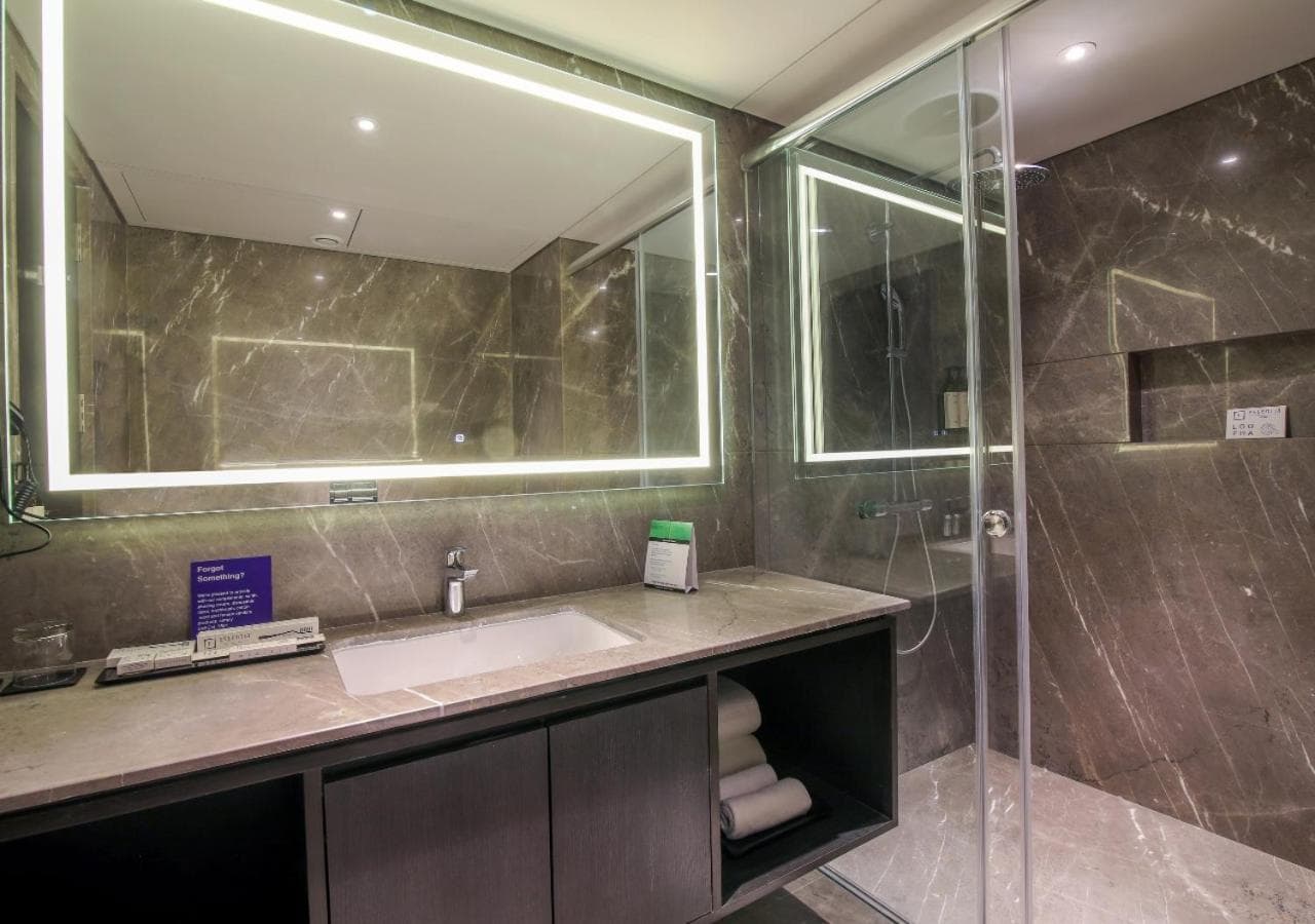 Essentia Premier Hotel Pune Wakad