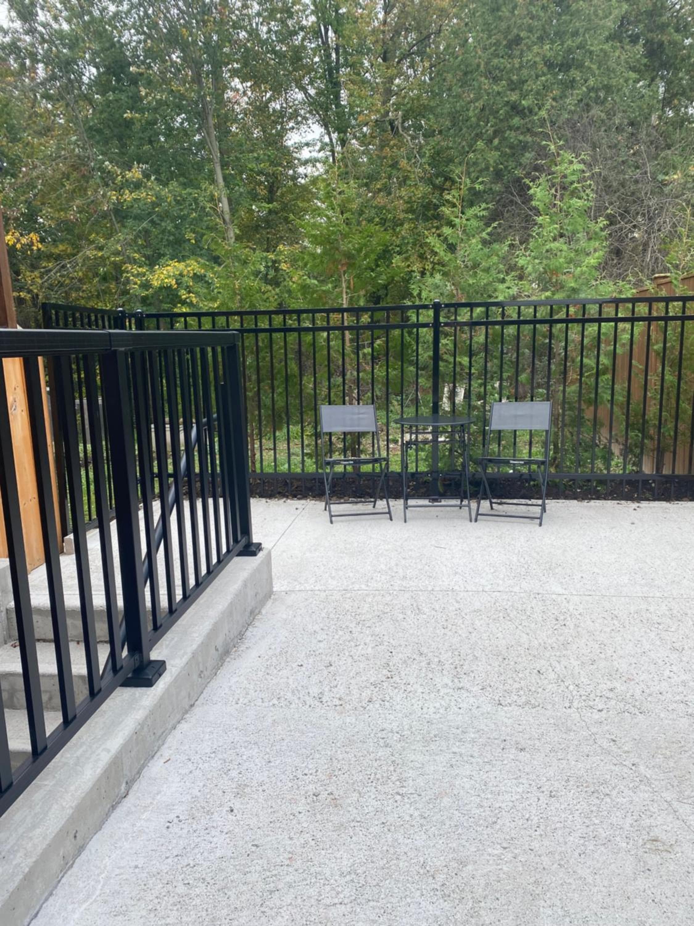 Brand new apartment with private entrance and patio
