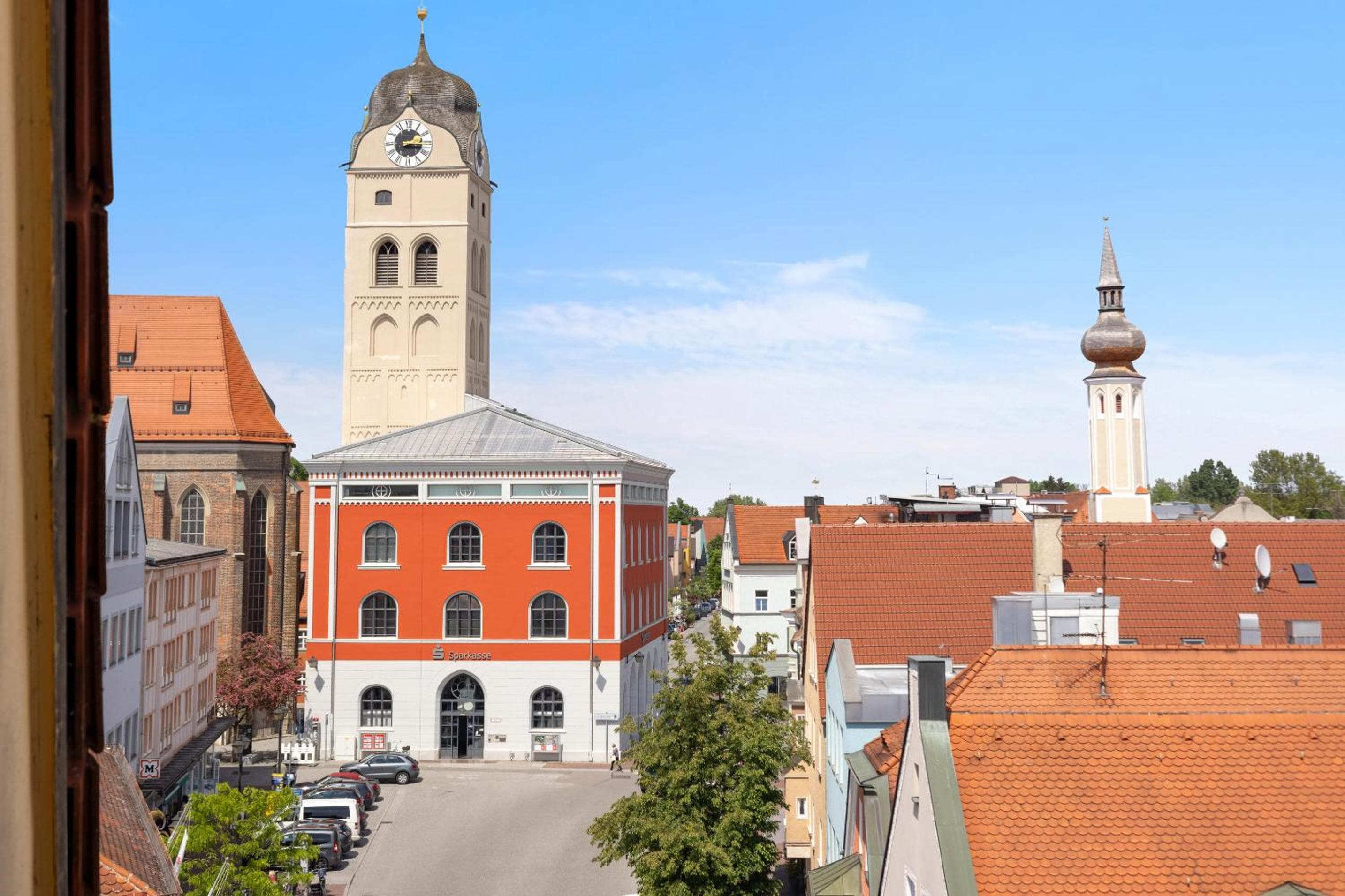 Luxury Penthouse for 8 - Center - Parking - Therme 8 min - Airport 15 min