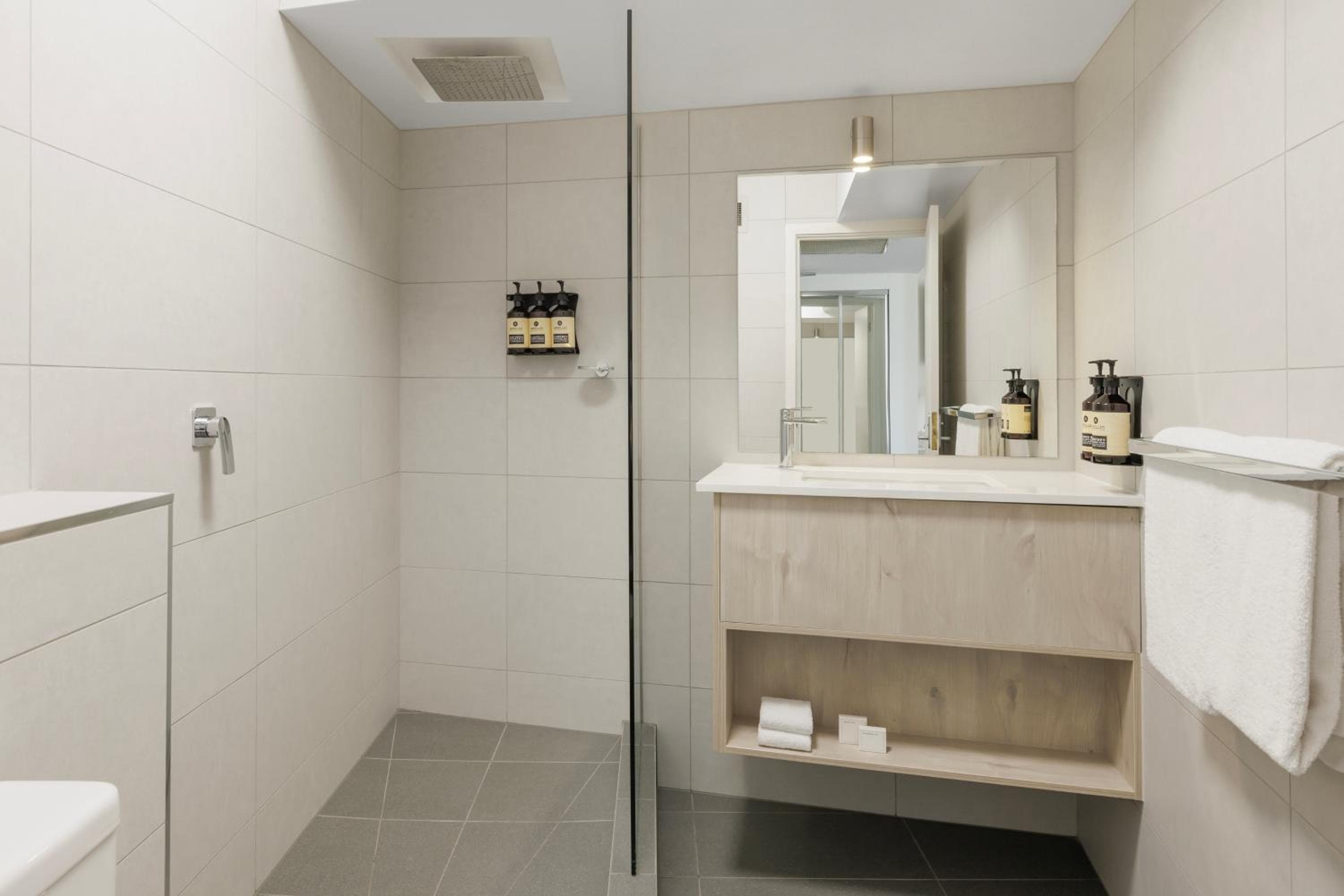 Hotel Grand Chancellor Melbourne