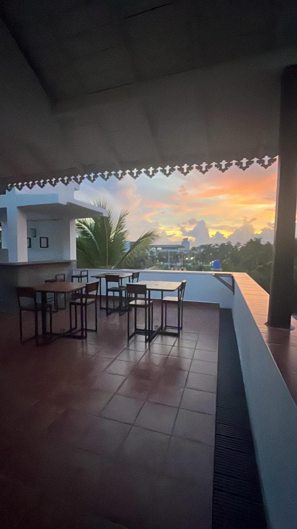 Beach Club Apartments