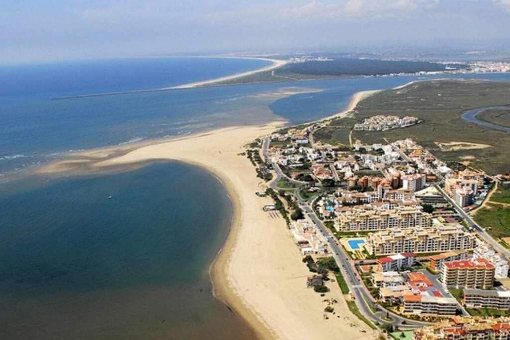 Canela Park, Isla Canela - By AC REAL