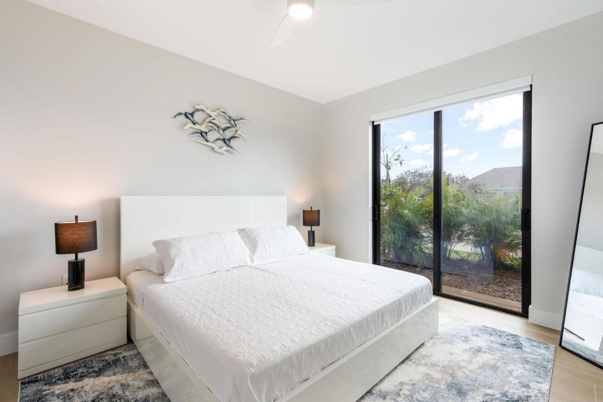 Silver Reef #3 - 2 BR LUXE Oceanfront & Pool