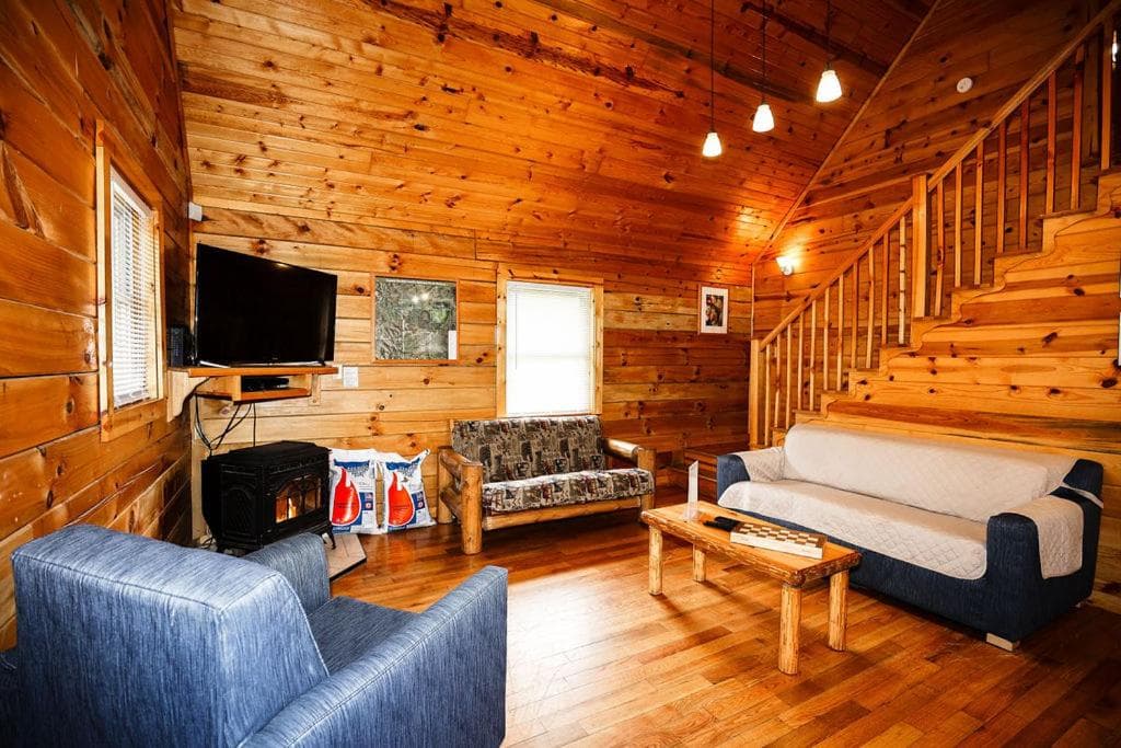 The Cabins at Pine Haven - Beckley