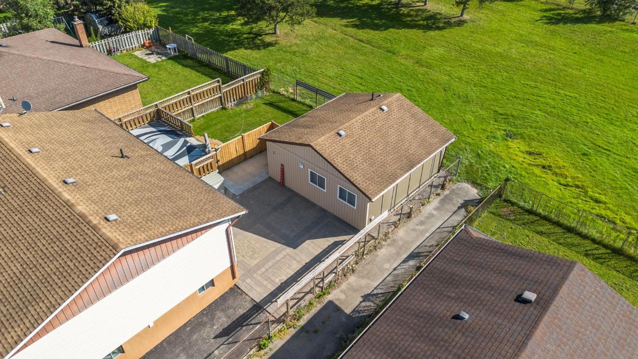 The Garden Retreat in Welland, On - 1BR,Free Parking and Workspace
