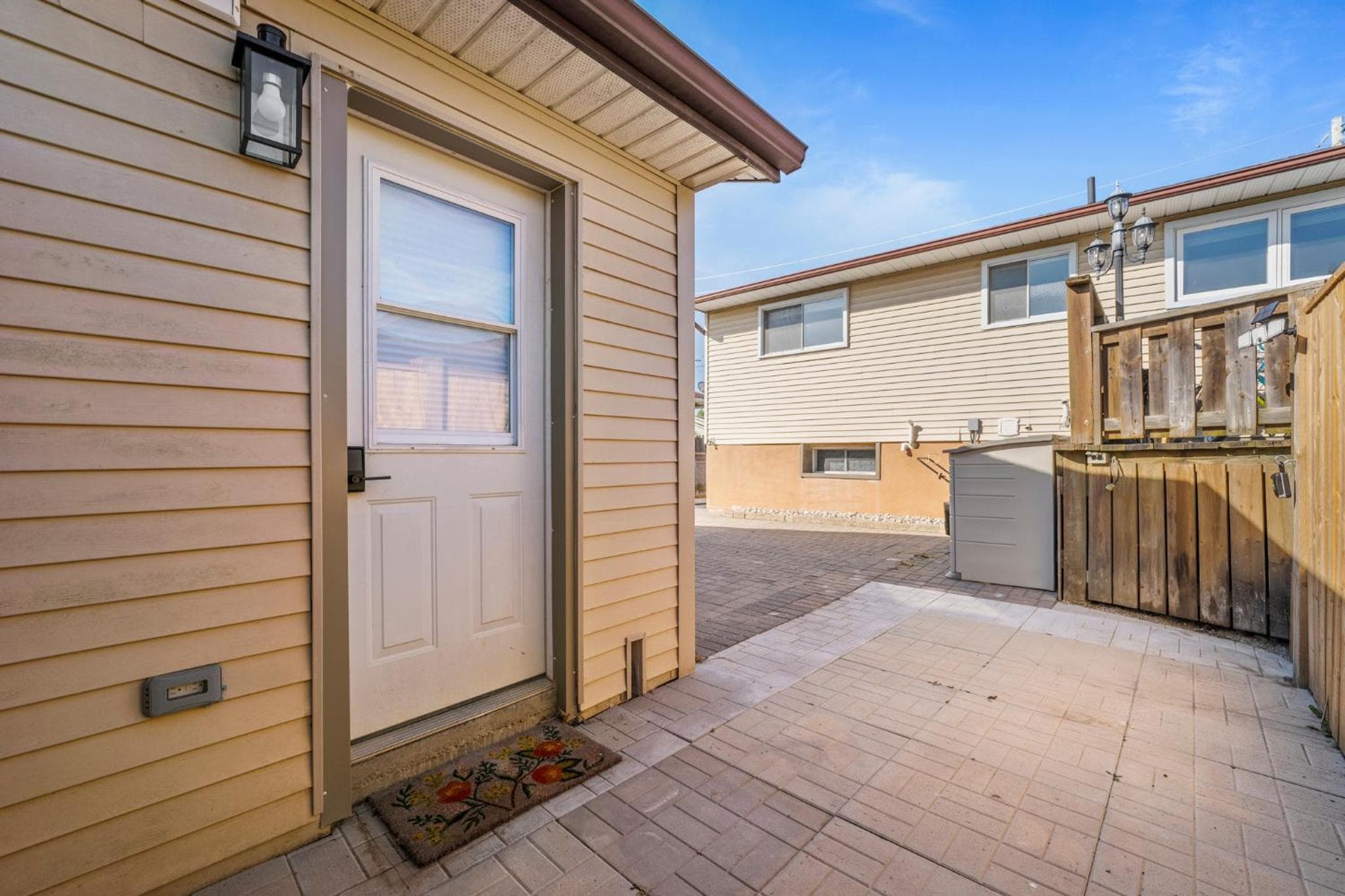 The Garden Retreat in Welland, On - 1BR,Free Parking and Workspace