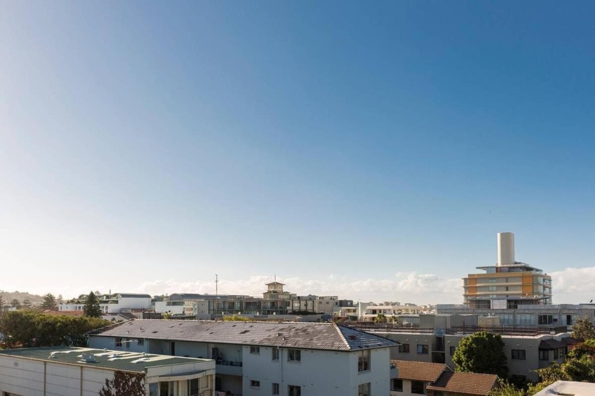 Bondi Beach Spacious Apartment
