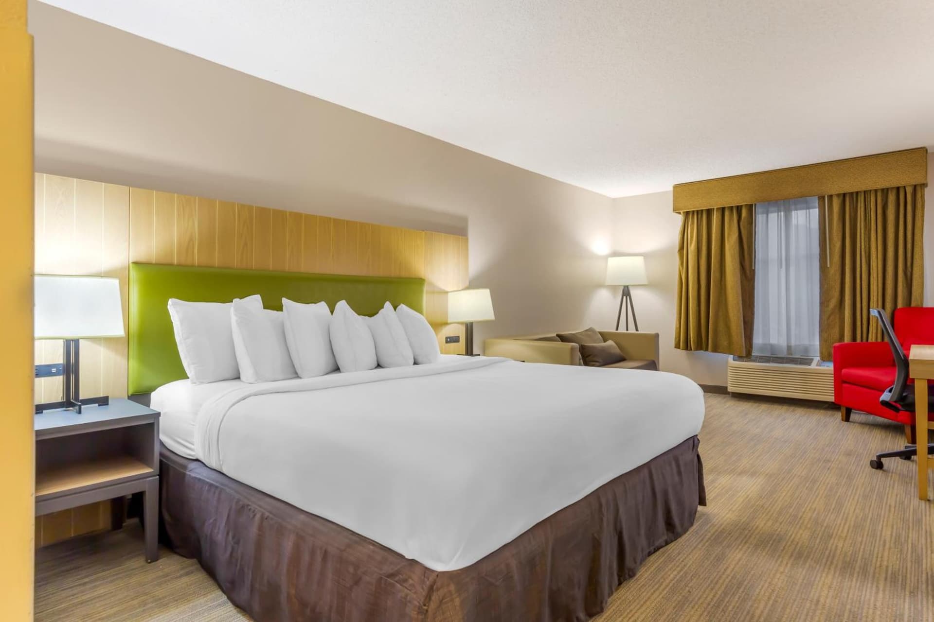 Country Inn & Suites by Radisson, Newport News South, VA