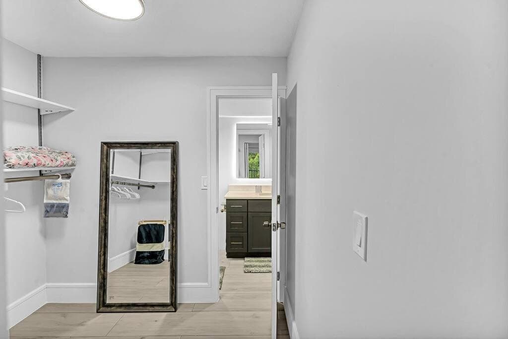 One Bedroom Steps Away From The Beach!