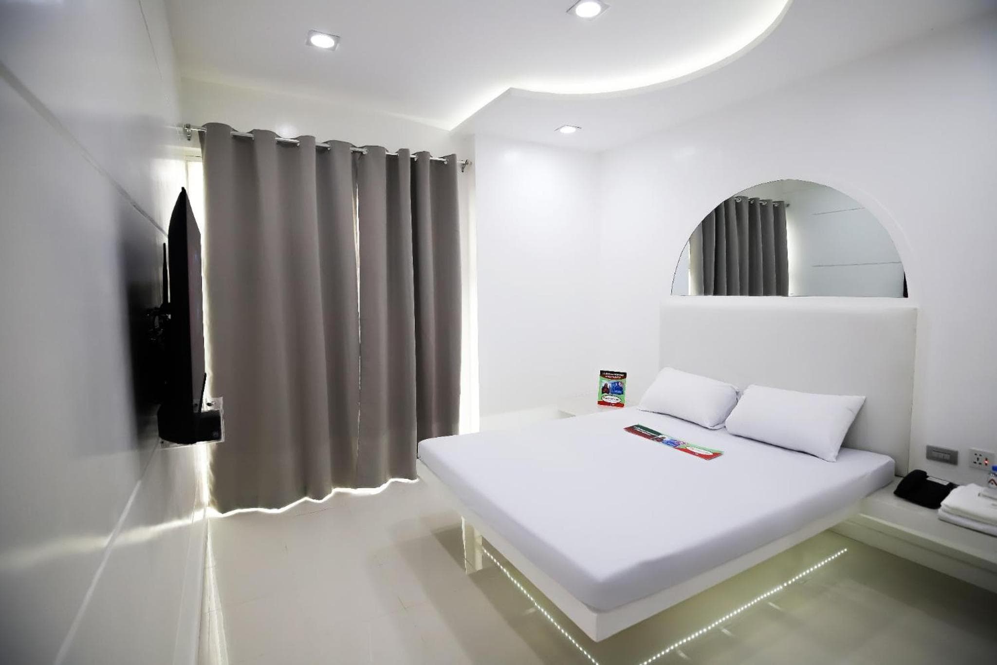 Astrotel Divisoria