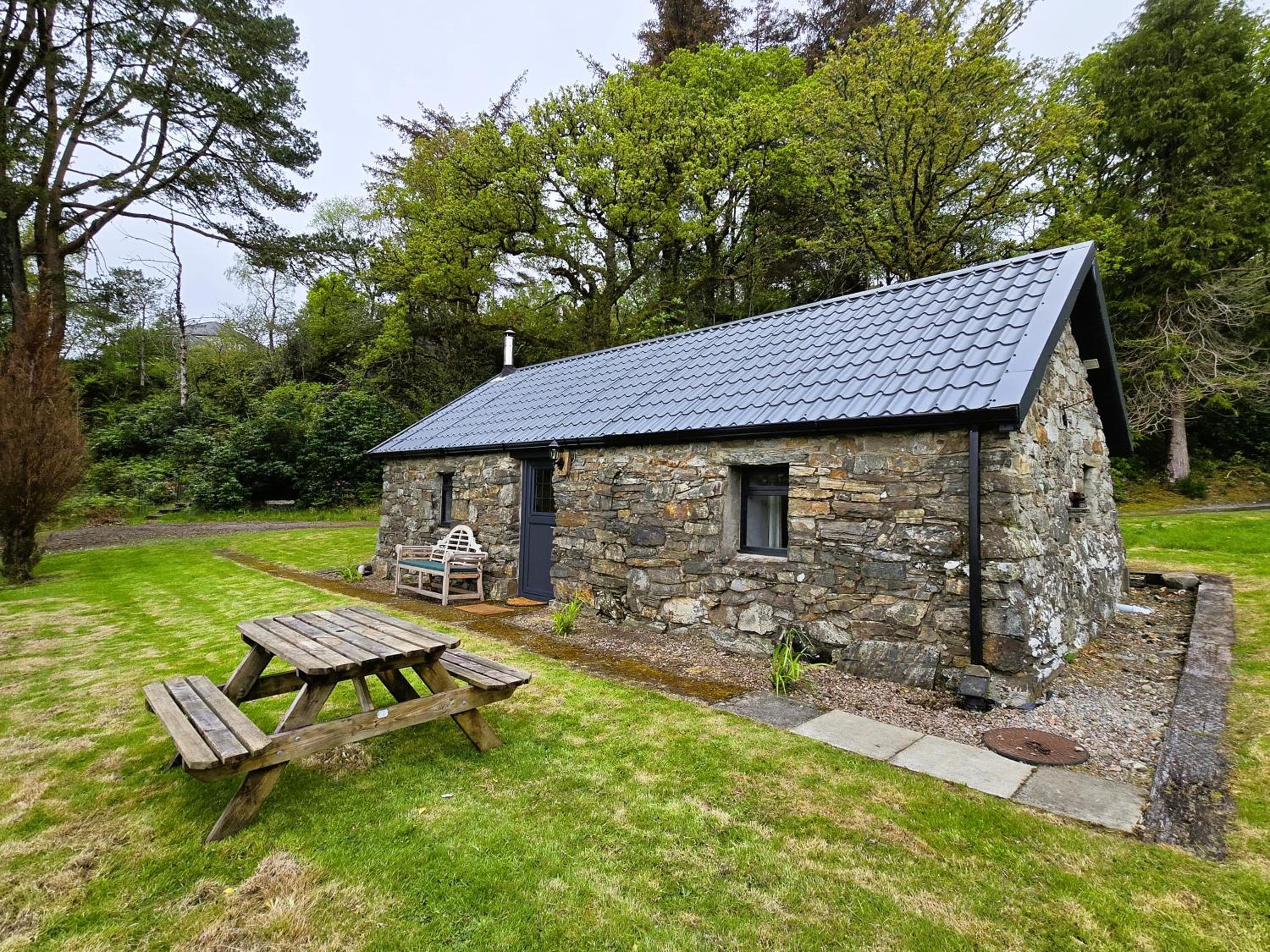 Ard Veich Estate - Panoramic Highland Sea Views with private beach and woodland