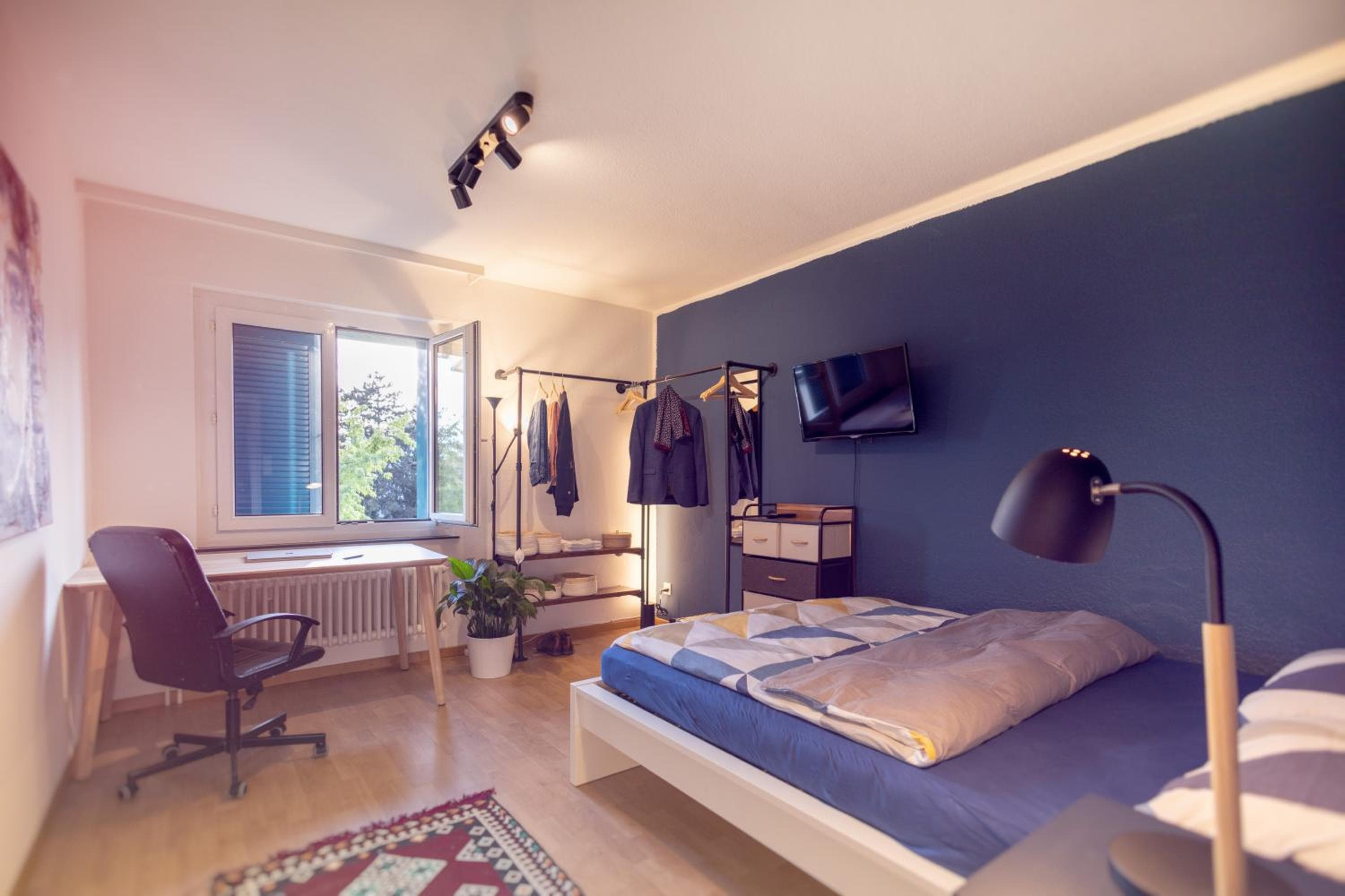 all you need - 20 Minutes to Mainstation - own room in shared flat