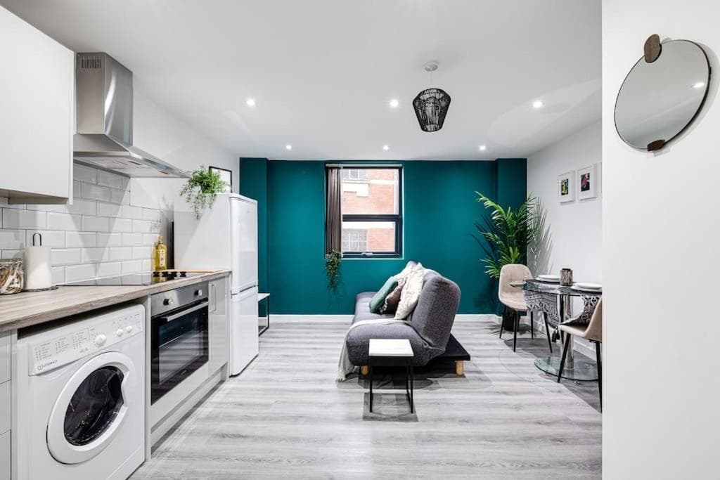 Stockport Centre Cosy 1 Bed Apartment by HASS HAUS