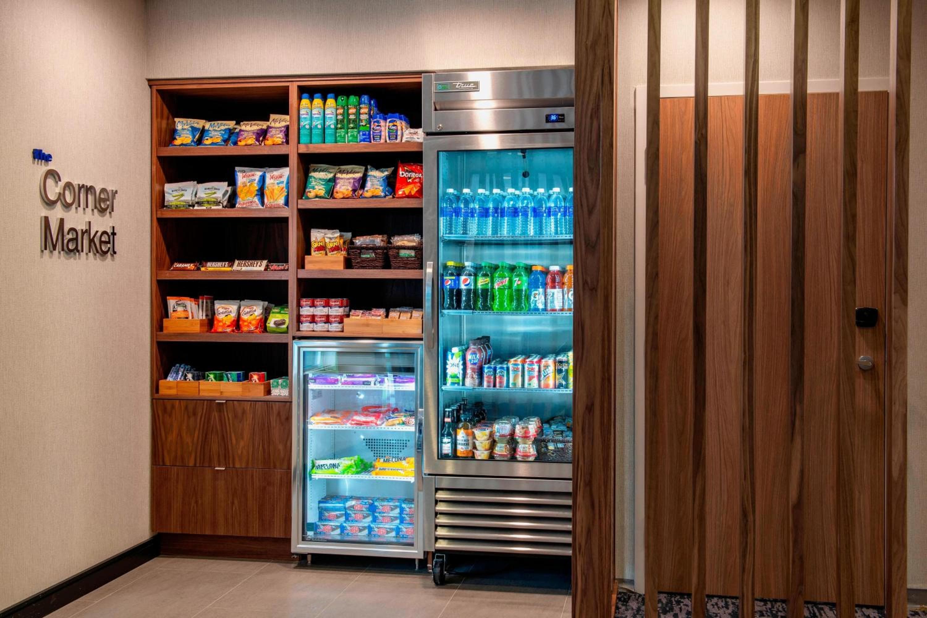Fairfield Inn & Suites by Marriott Kelowna