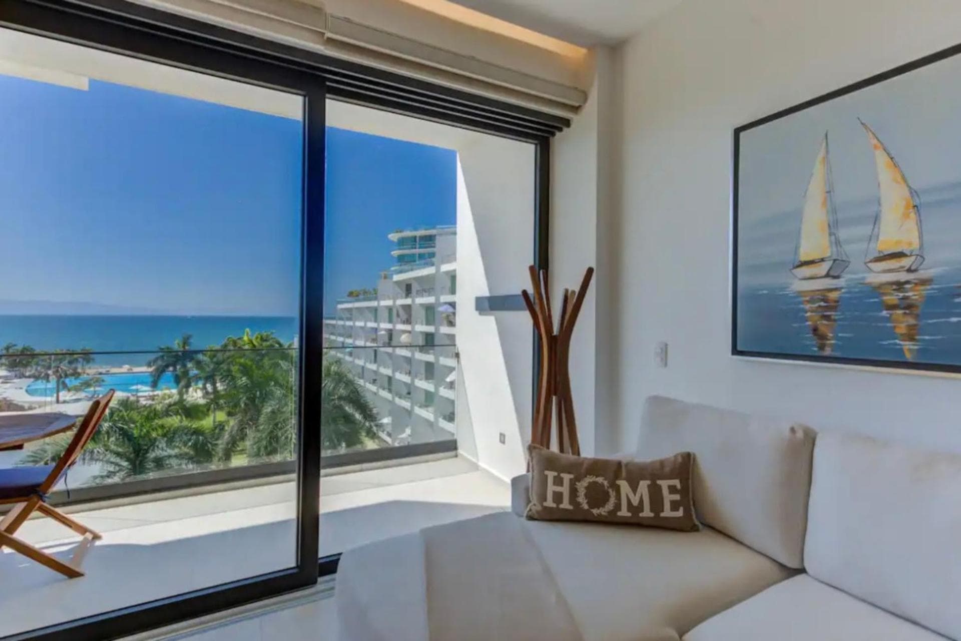 Apartamento en condominio frente a la playa nuevo vallarta Mexico