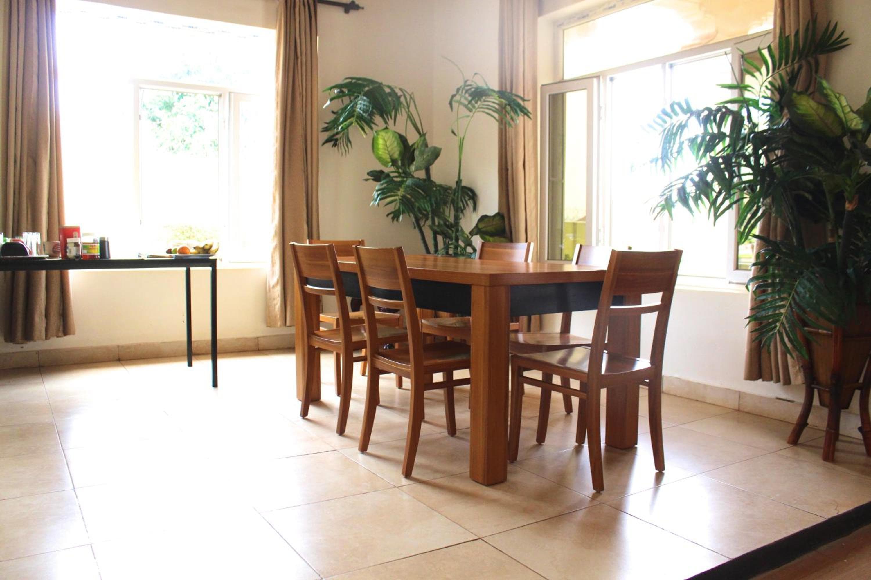 Yambi Guesthouse
