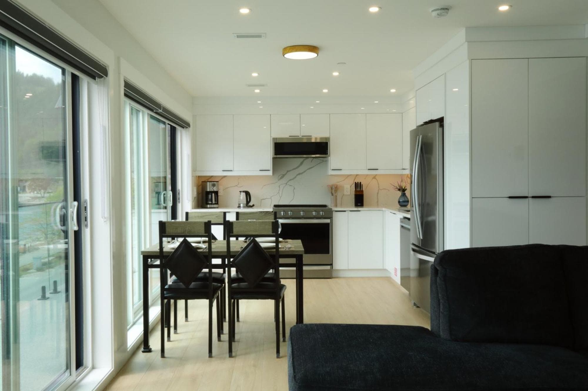 PeachView Deluxe Suites 301