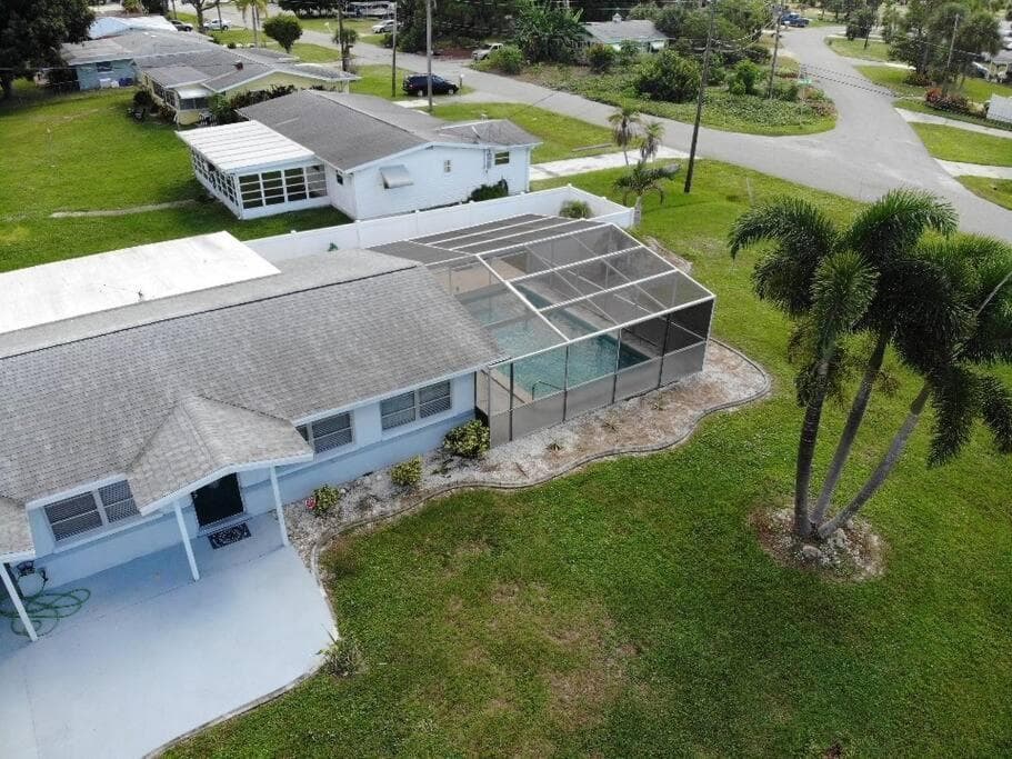 Entire home with pool & beach 5 min away!
