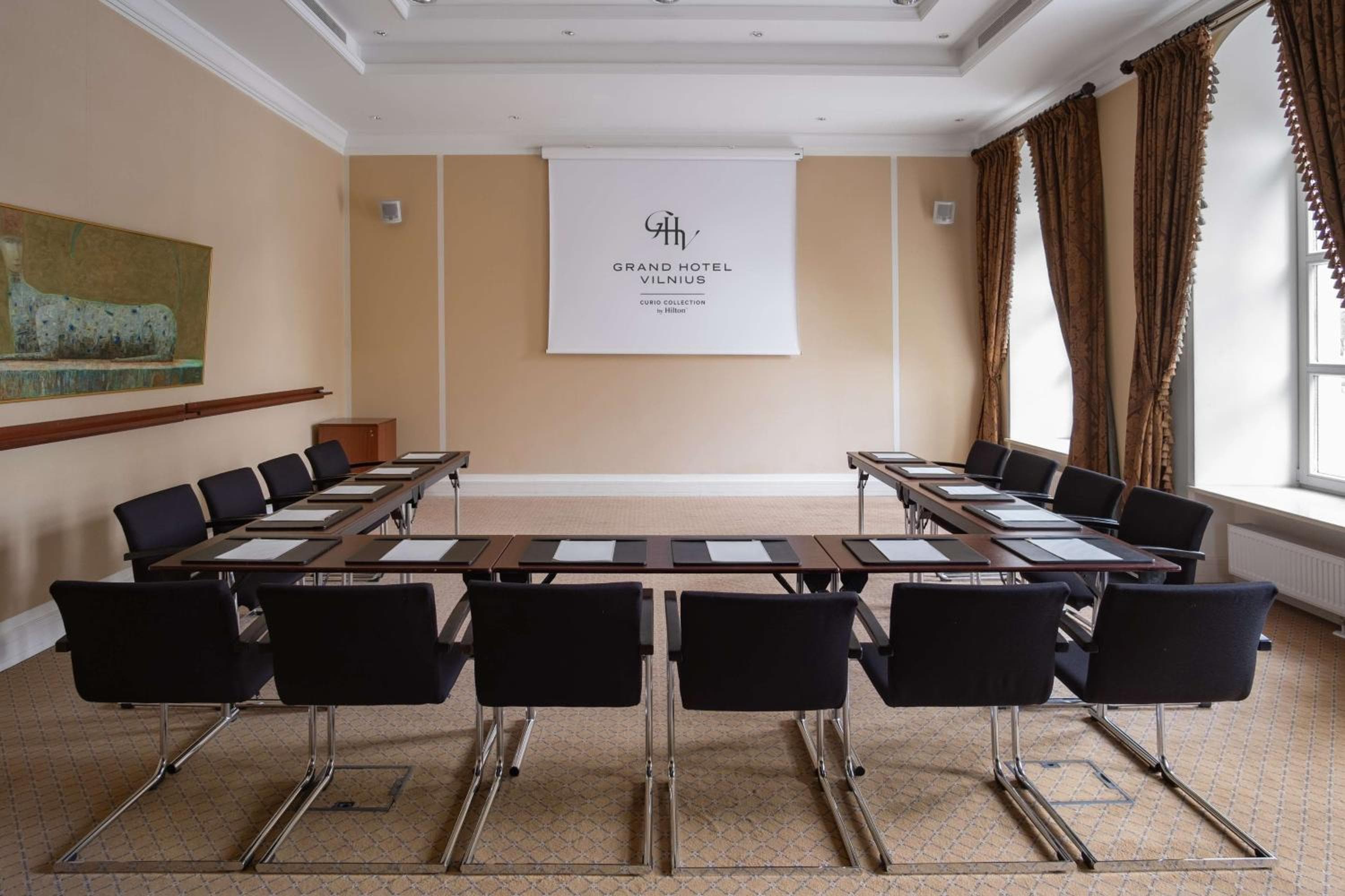 Grand Hotel Vilnius, Curio Collection by Hilton