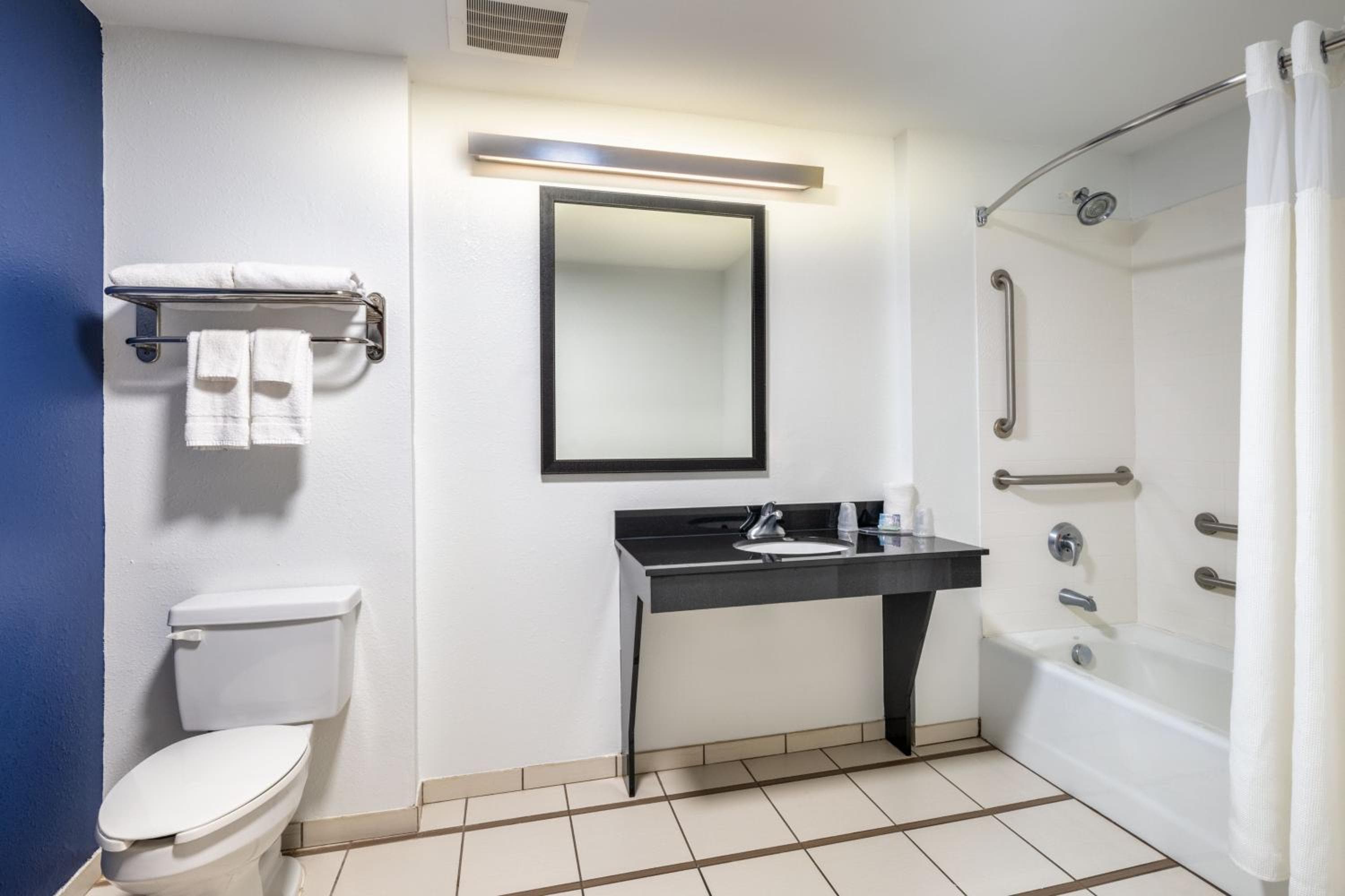 Fairfield Inn & Suites by Marriott Charleston North/Ashley Phosphate