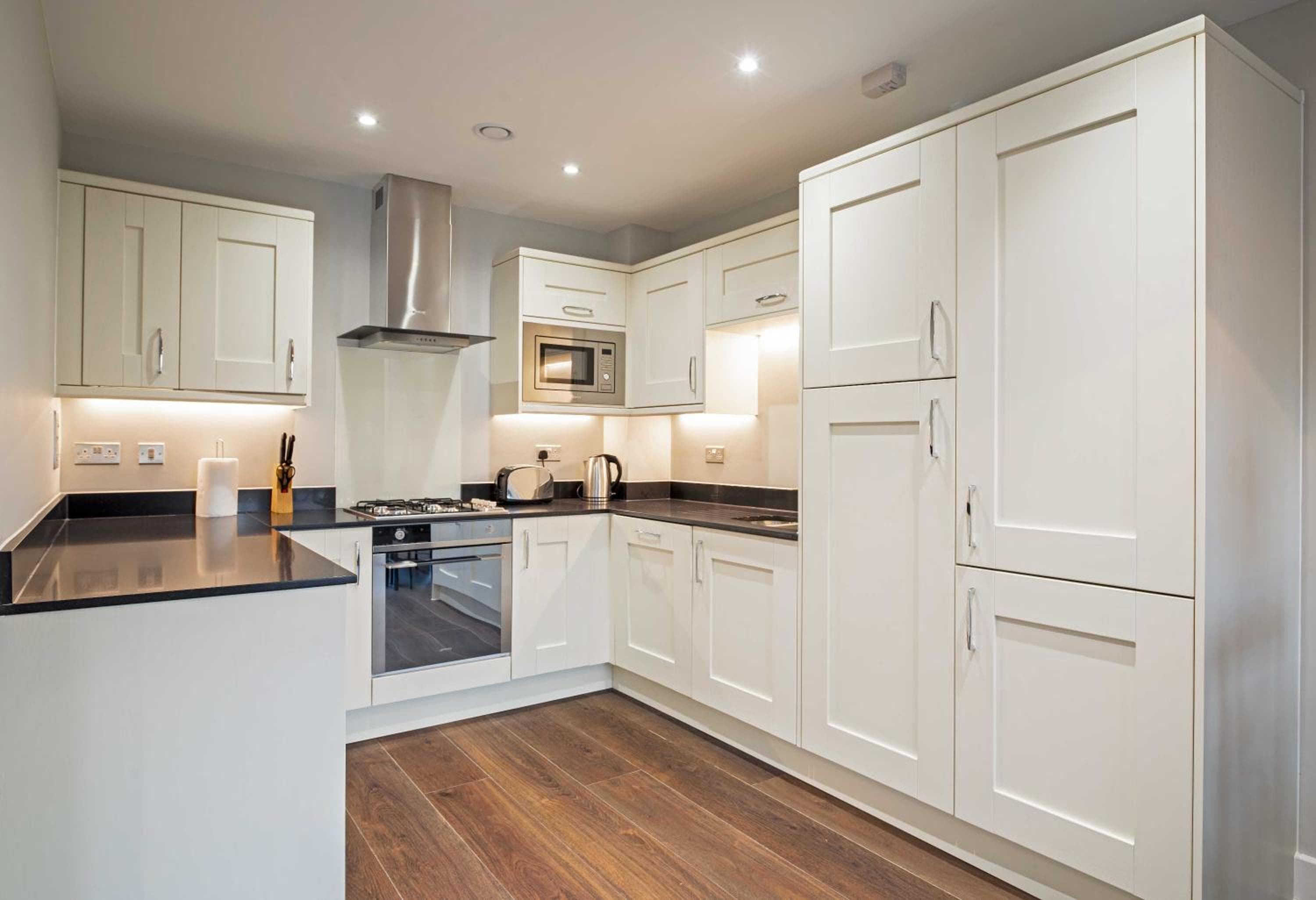 Luxury and modern two bedroom and two bathroom apartments Weybridge