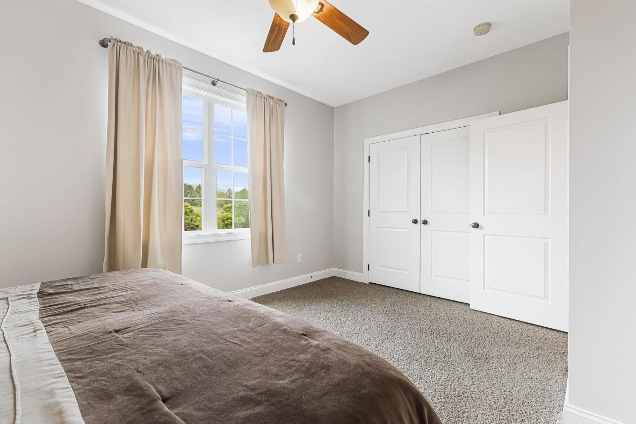 Fairview Vista by AvantStay