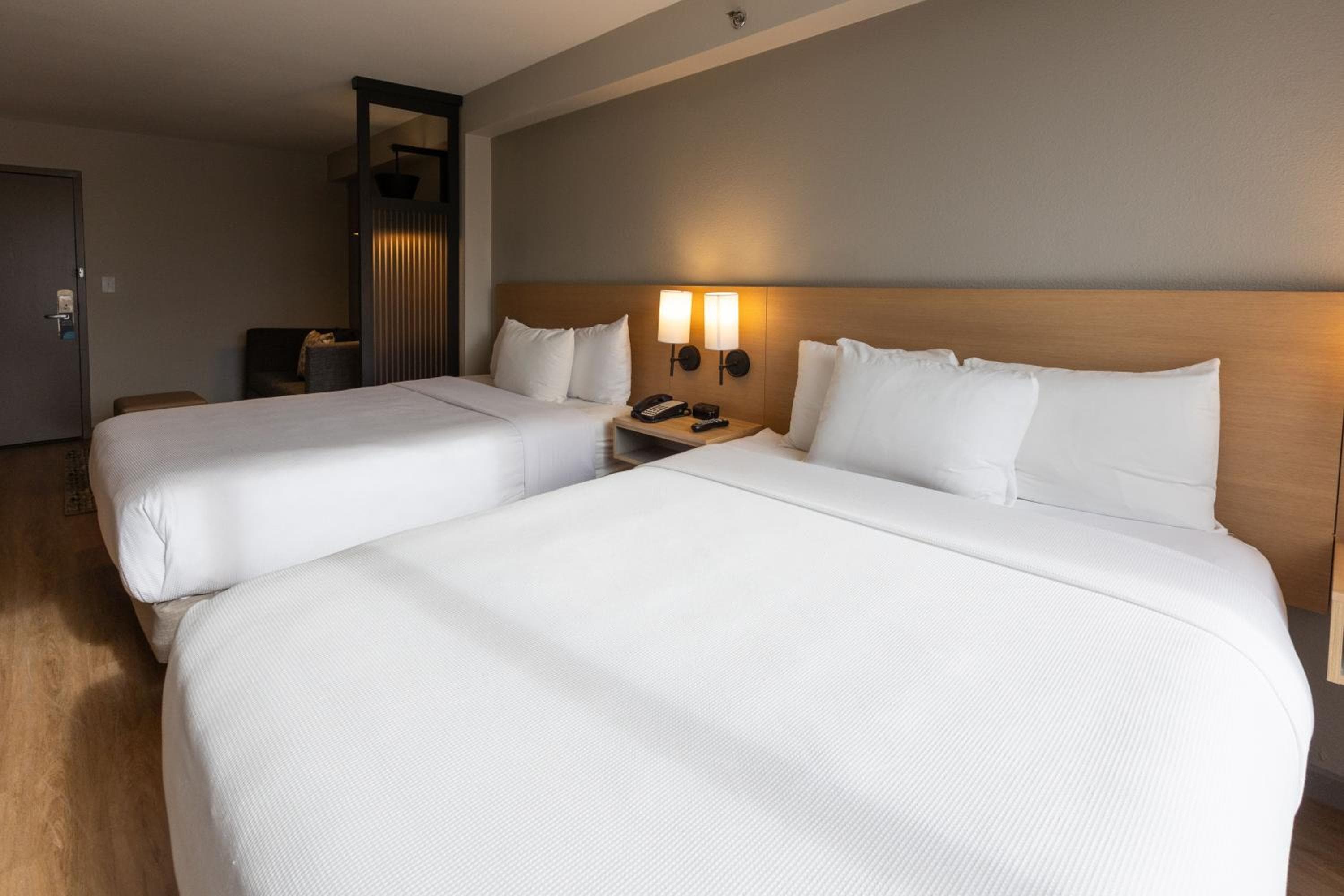 Hyatt Place Roanoke Airport / Valley View Mall
