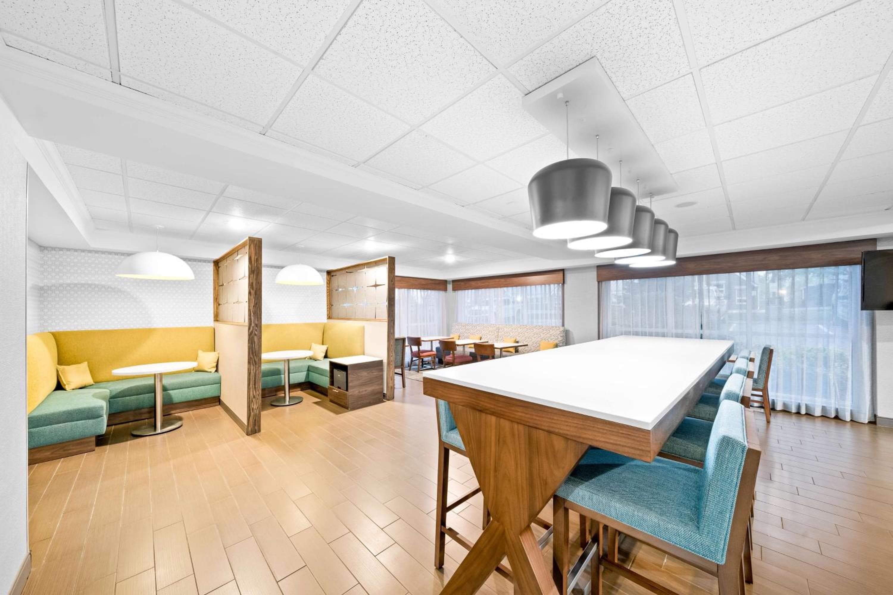 Hampton Inn South Heritage Park