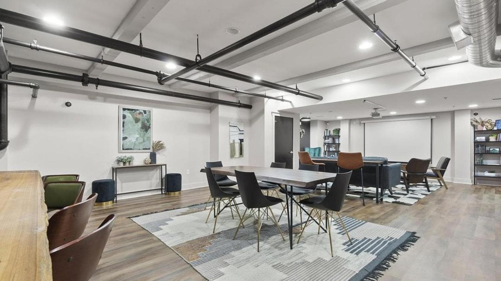 Landing at Star Lofts - 1 Bedroom in Petersburg