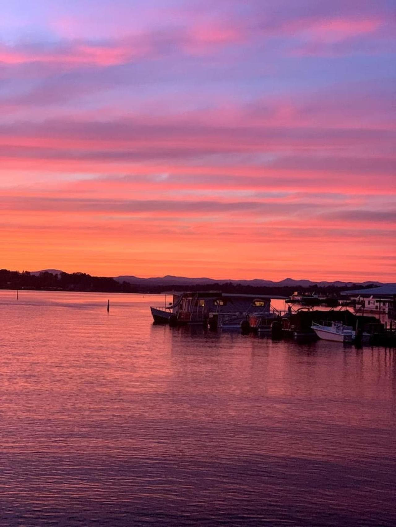 Lakefront Keowee Luxury Cottages 127