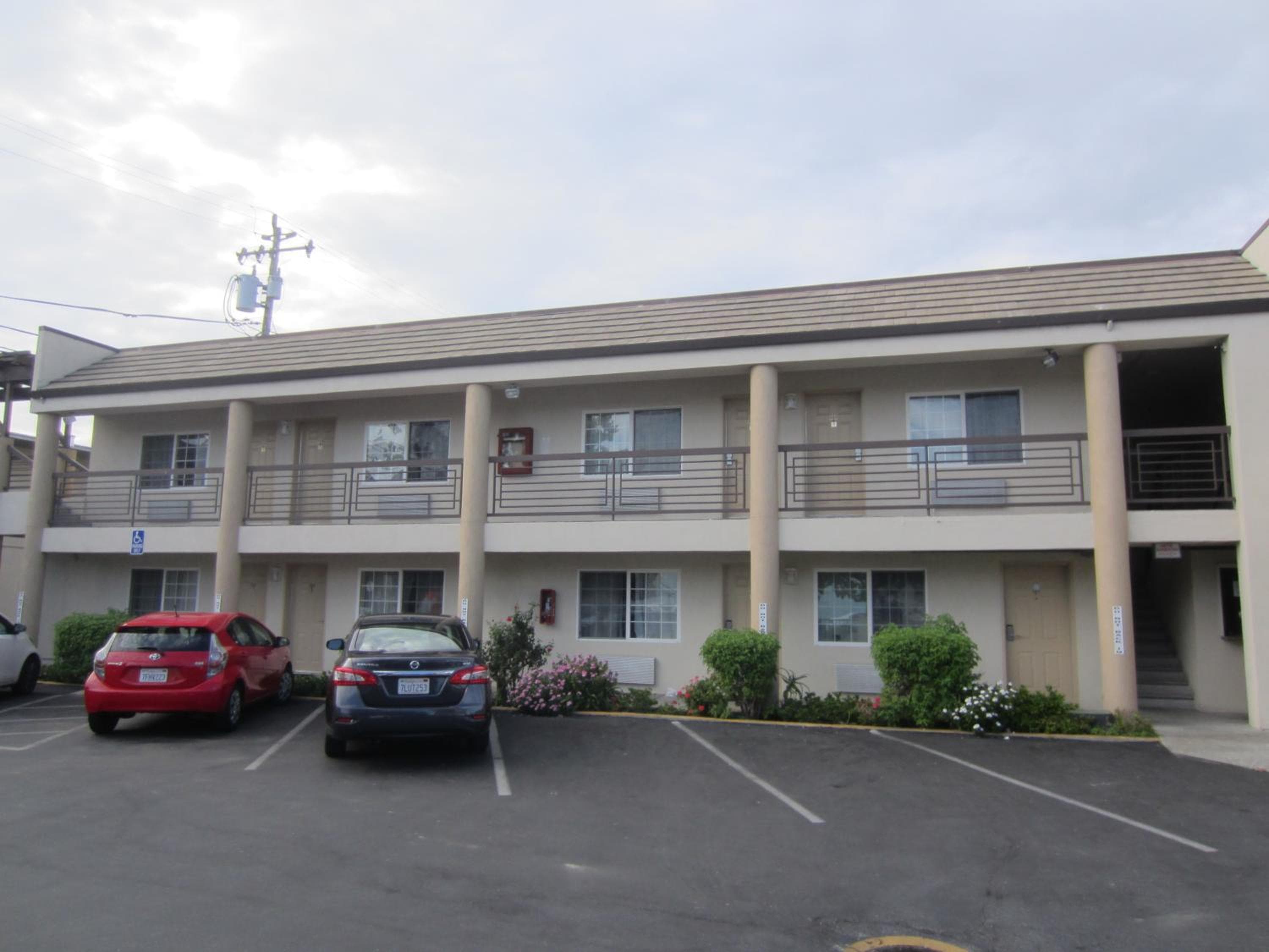 Redwood Creek Inn