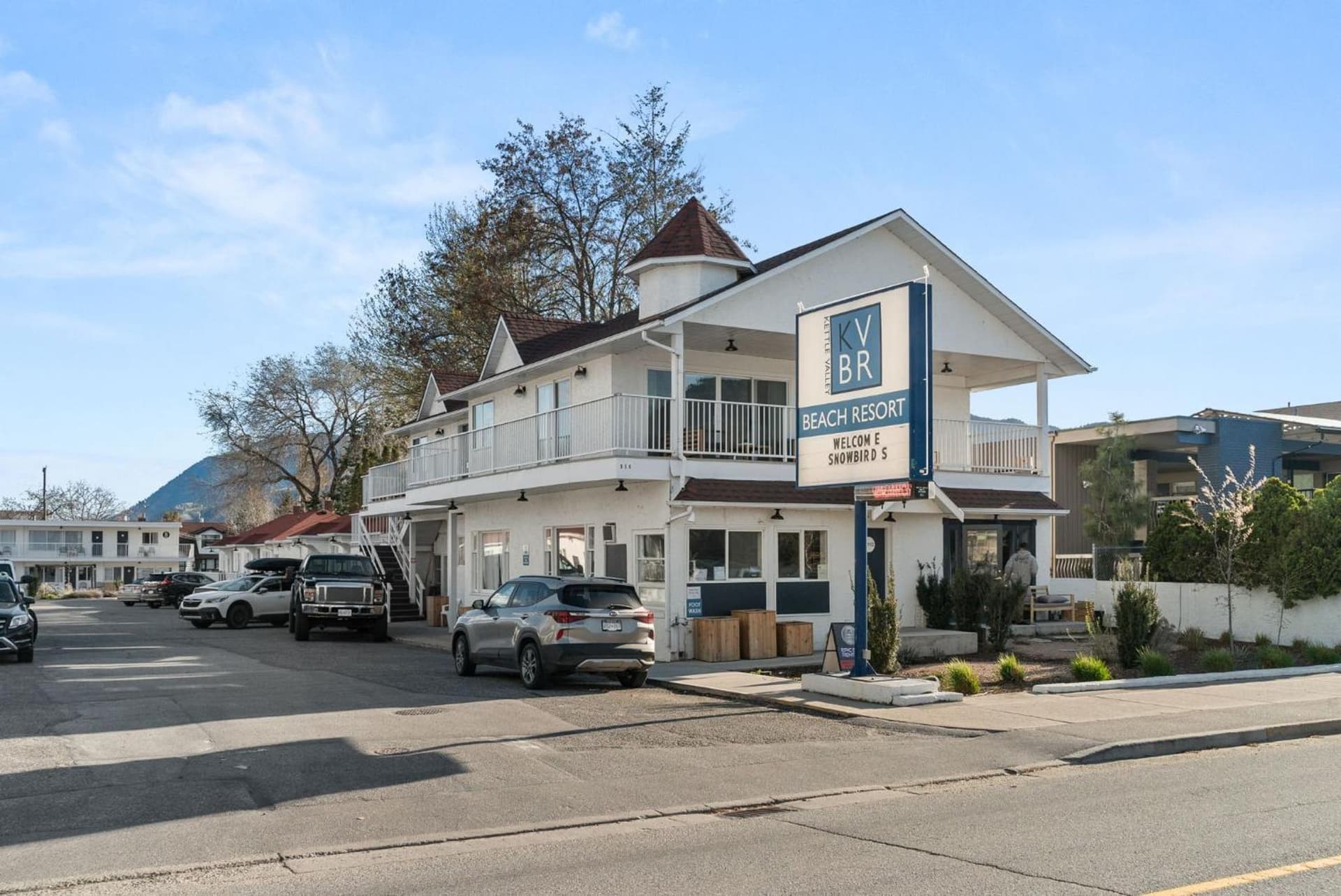 Kettle Valley Beach Resort