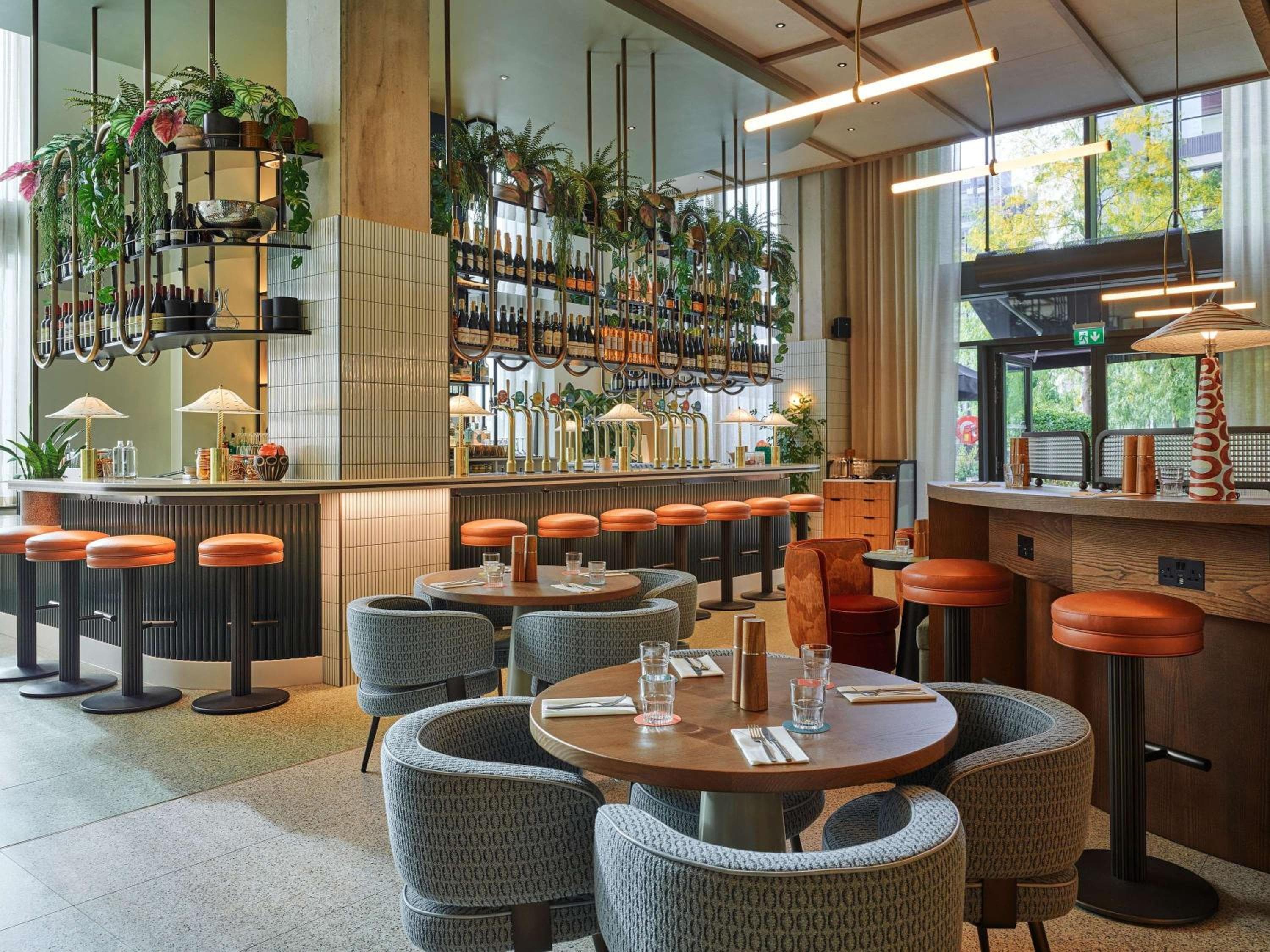 restaurant